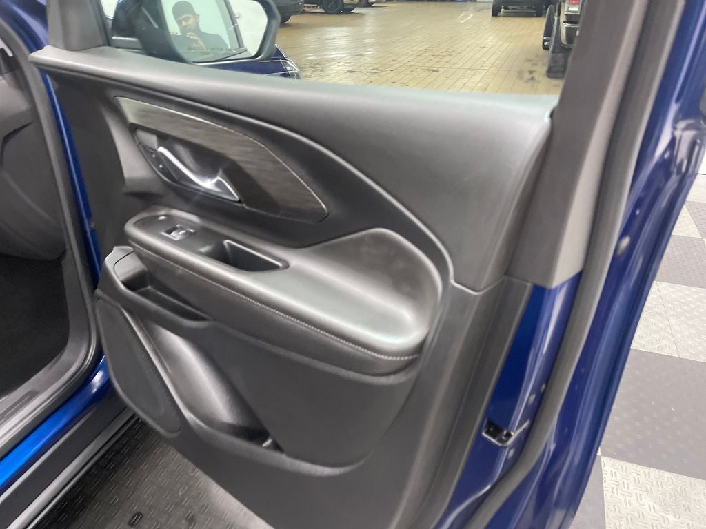 2023 GMC Terrain AWD SLE