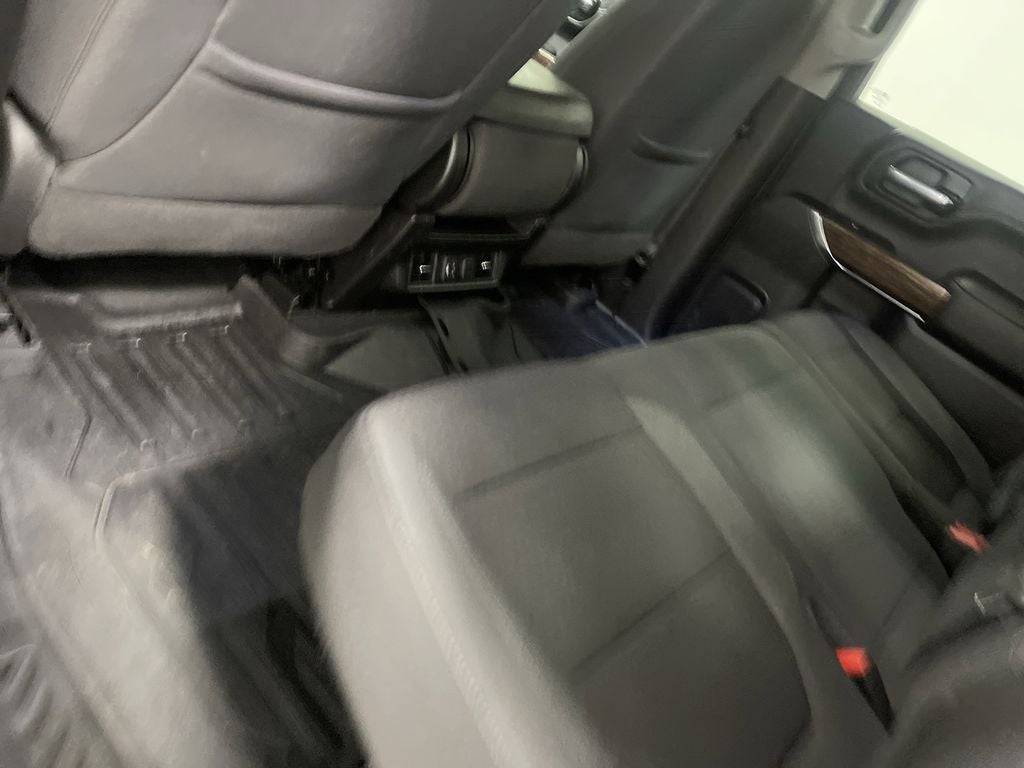 2022 GMC Sierra 1500 Limited 4WD Crew Cab Short Box Elevation with 3VL