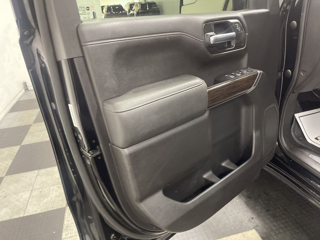 2022 GMC Sierra 1500 Limited 4WD Crew Cab Short Box Elevation with 3VL