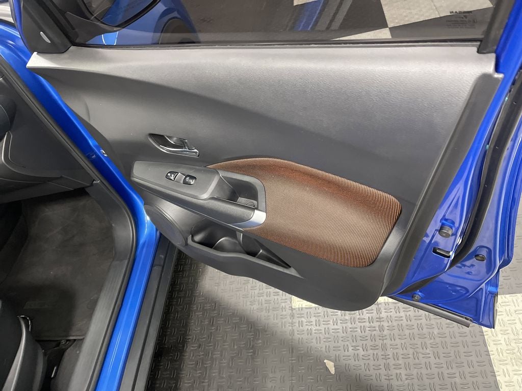 2021 Nissan Kicks SR Xtronic CVT