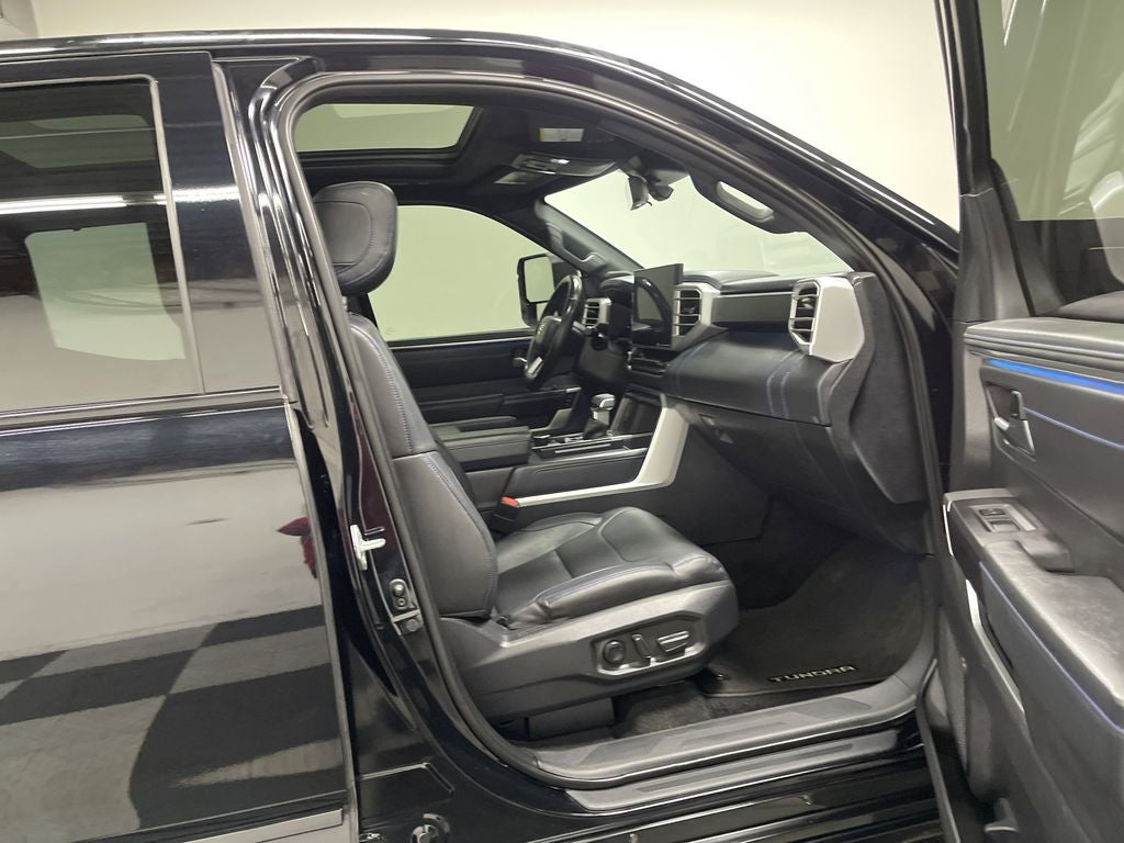 2022 Toyota Tundra Platinum