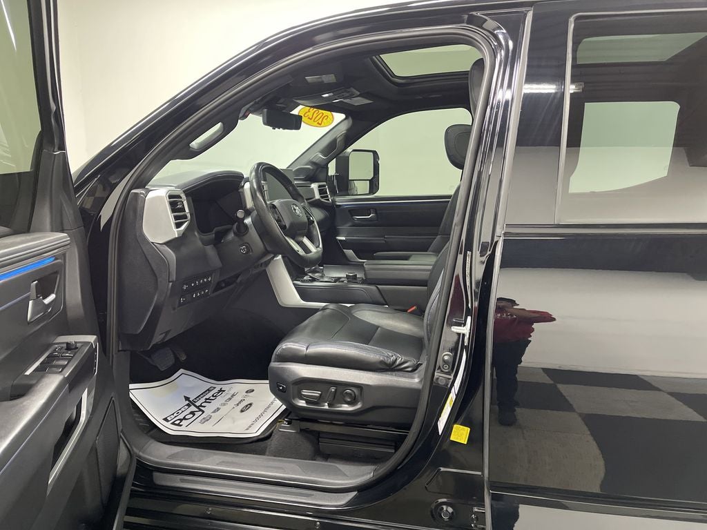 2022 Toyota Tundra Platinum