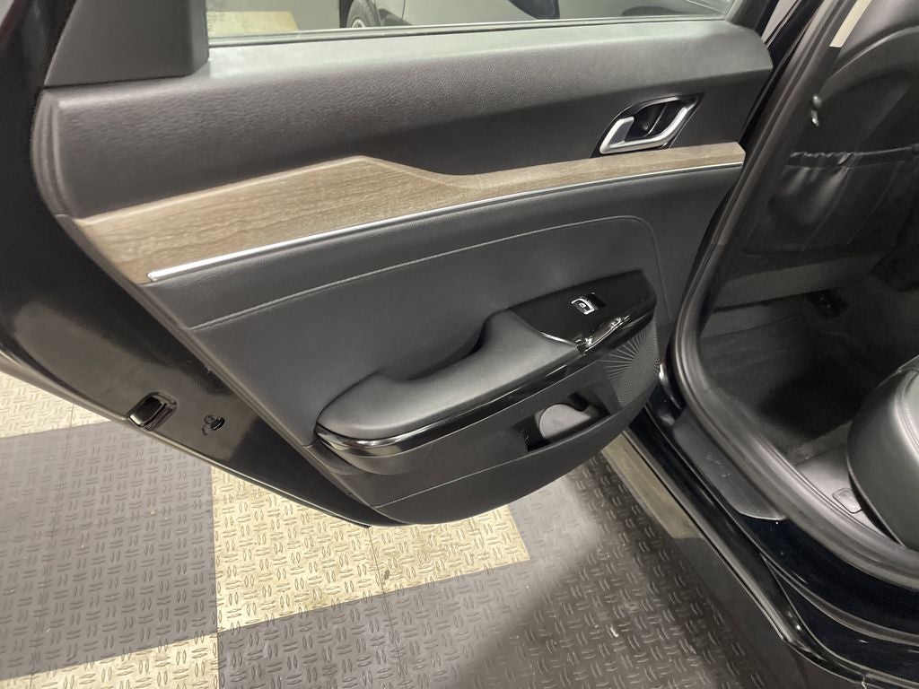 2023 Kia K5 EX