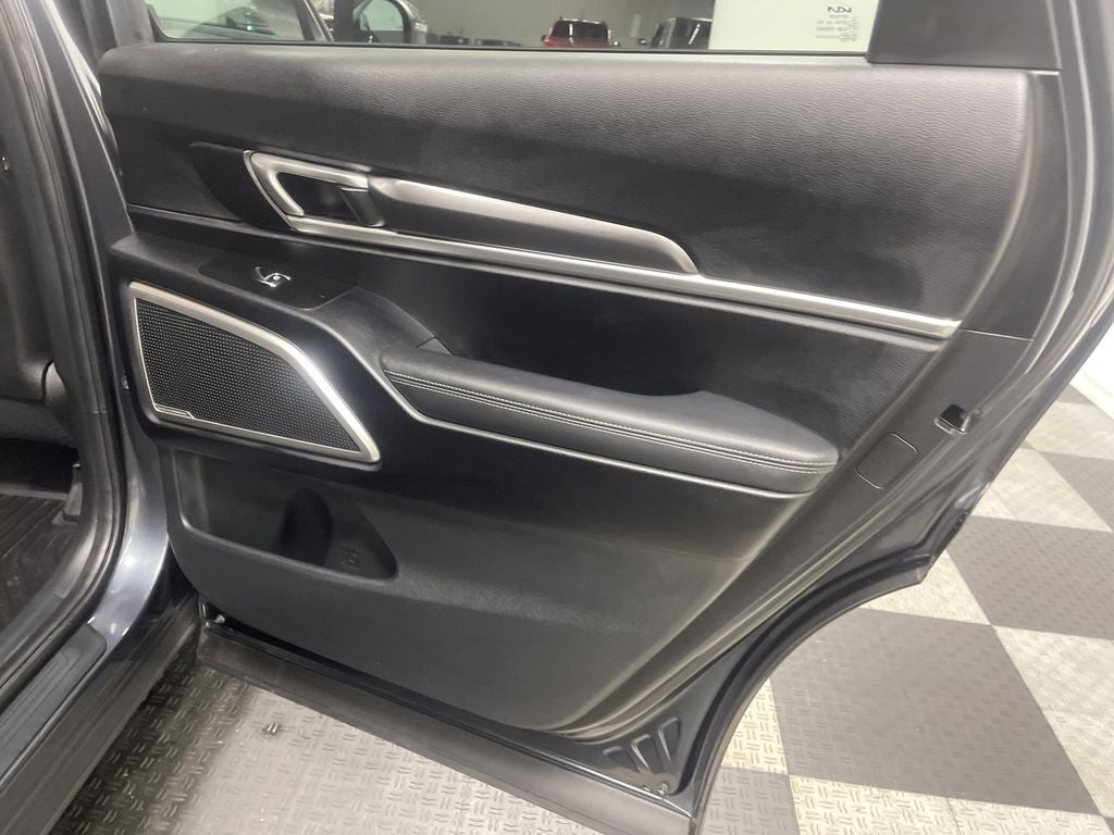 2023 Kia Telluride LX