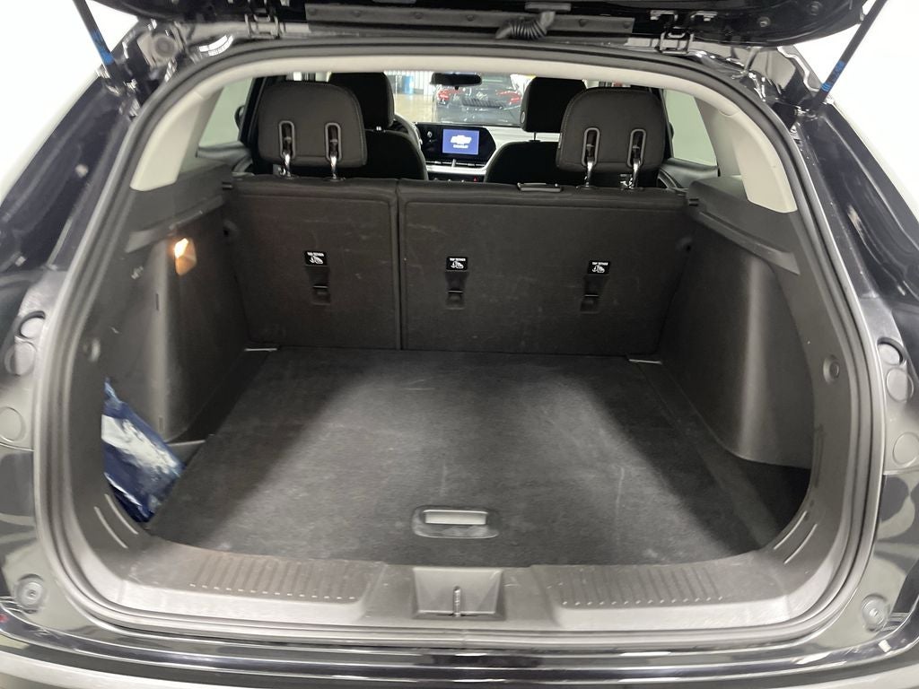 2025 Chevrolet Trax FWD LS