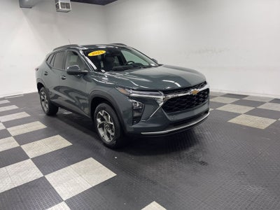 2025 Chevrolet Trax FWD LT