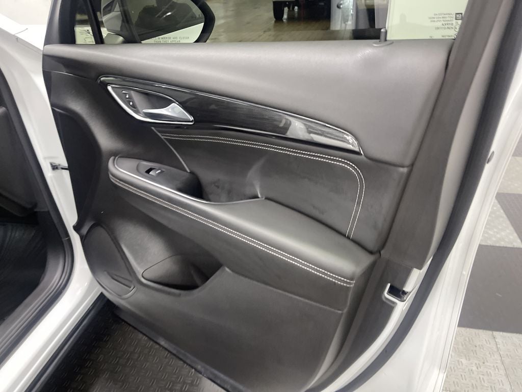 2023 Buick Envision Essence AWD