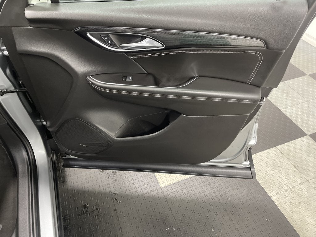 2023 Buick Envision Essence AWD