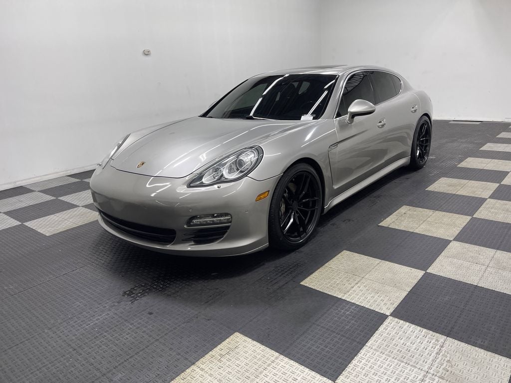 2010 Porsche Panamera S's photo