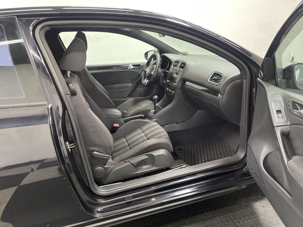 2010 Volkswagen Golf GTI 2-Door