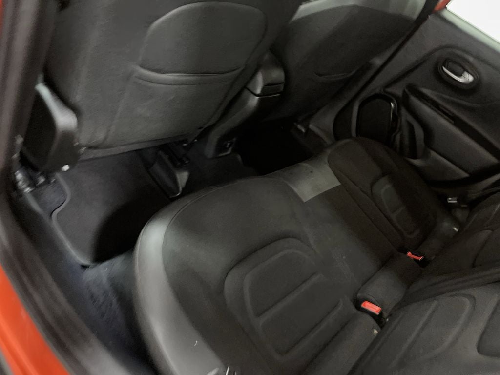 2017 Jeep Renegade Altitude FWD