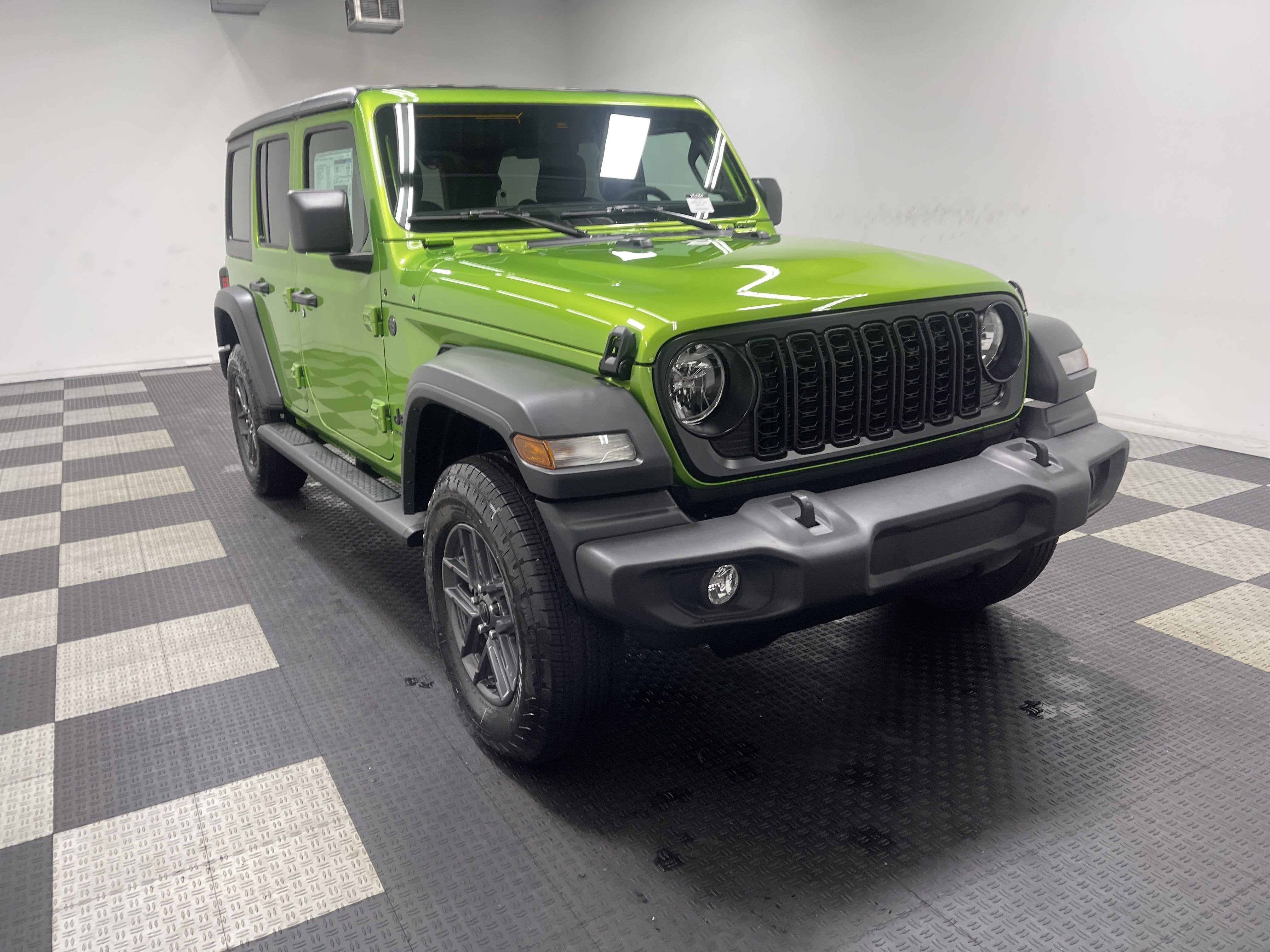 2025 Jeep Wrangler WRANGLER 4-DOOR SPORT S