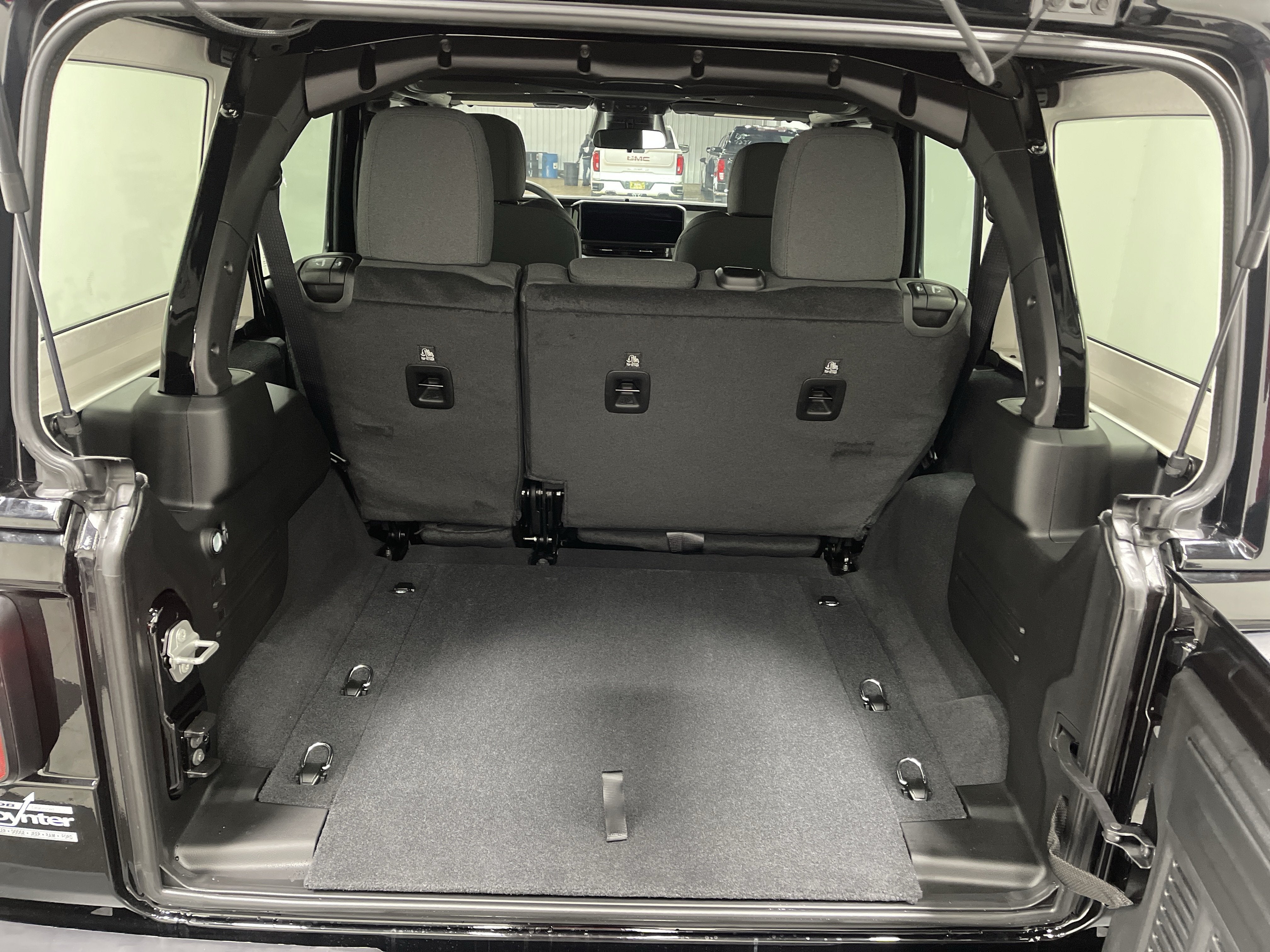 2027 Jeep Wrangler WRANGLER 4-DOOR WILLYS