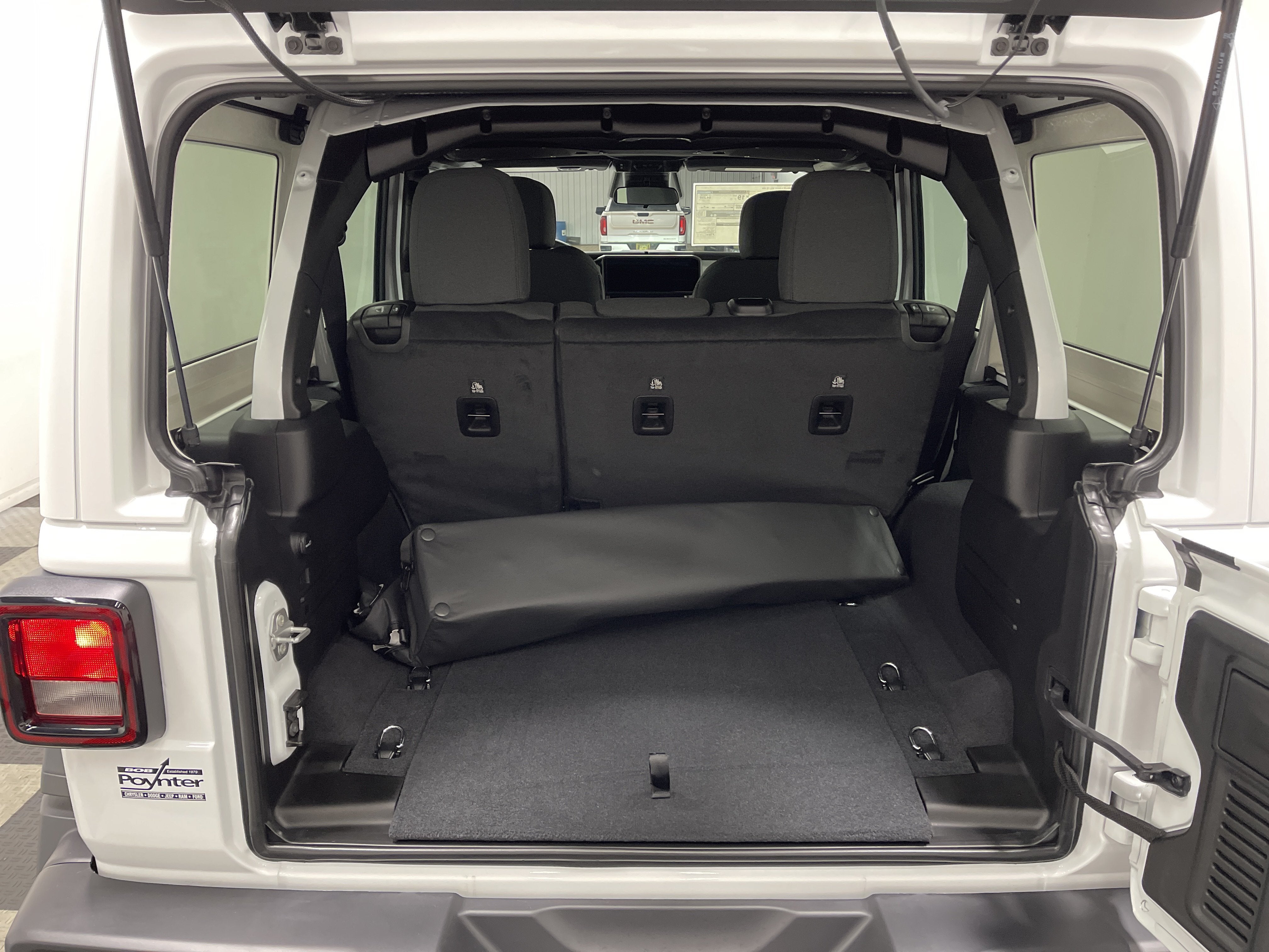 2027 Jeep Wrangler WRANGLER 4-DOOR WILLYS