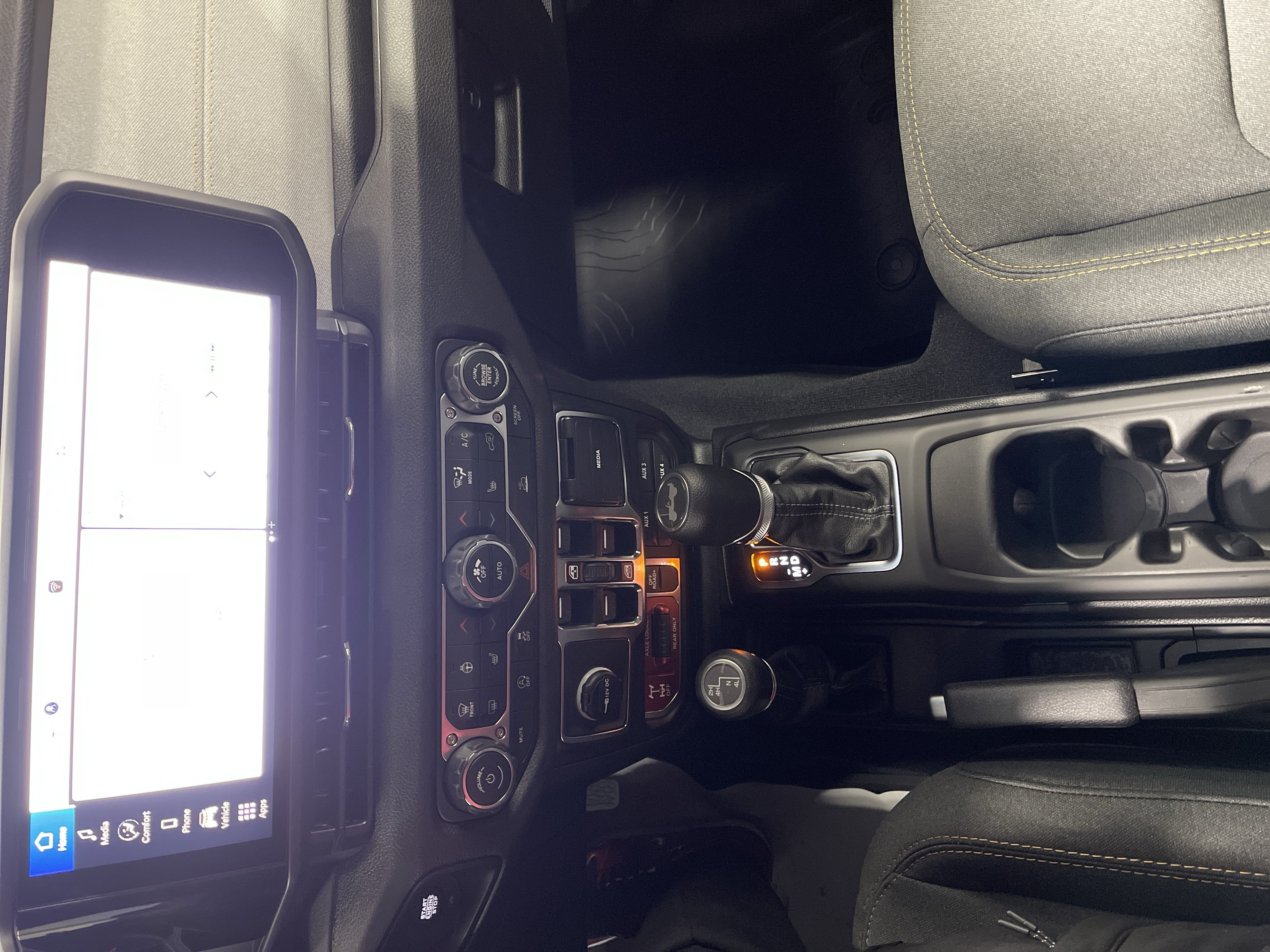 2027 Jeep Wrangler WRANGLER 4-DOOR WILLYS