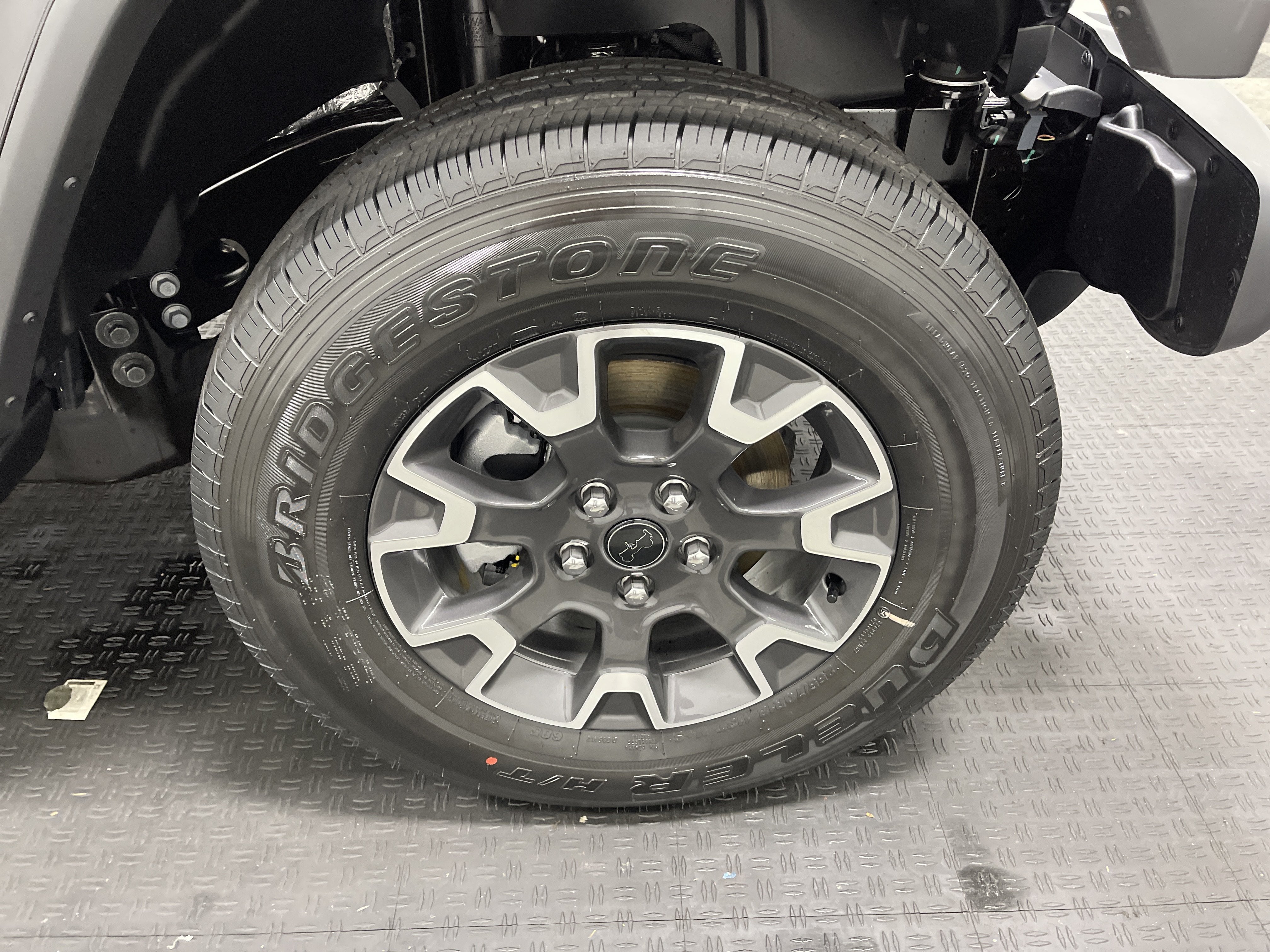 2027 Jeep Wrangler WRANGLER 4-DOOR SAHARA