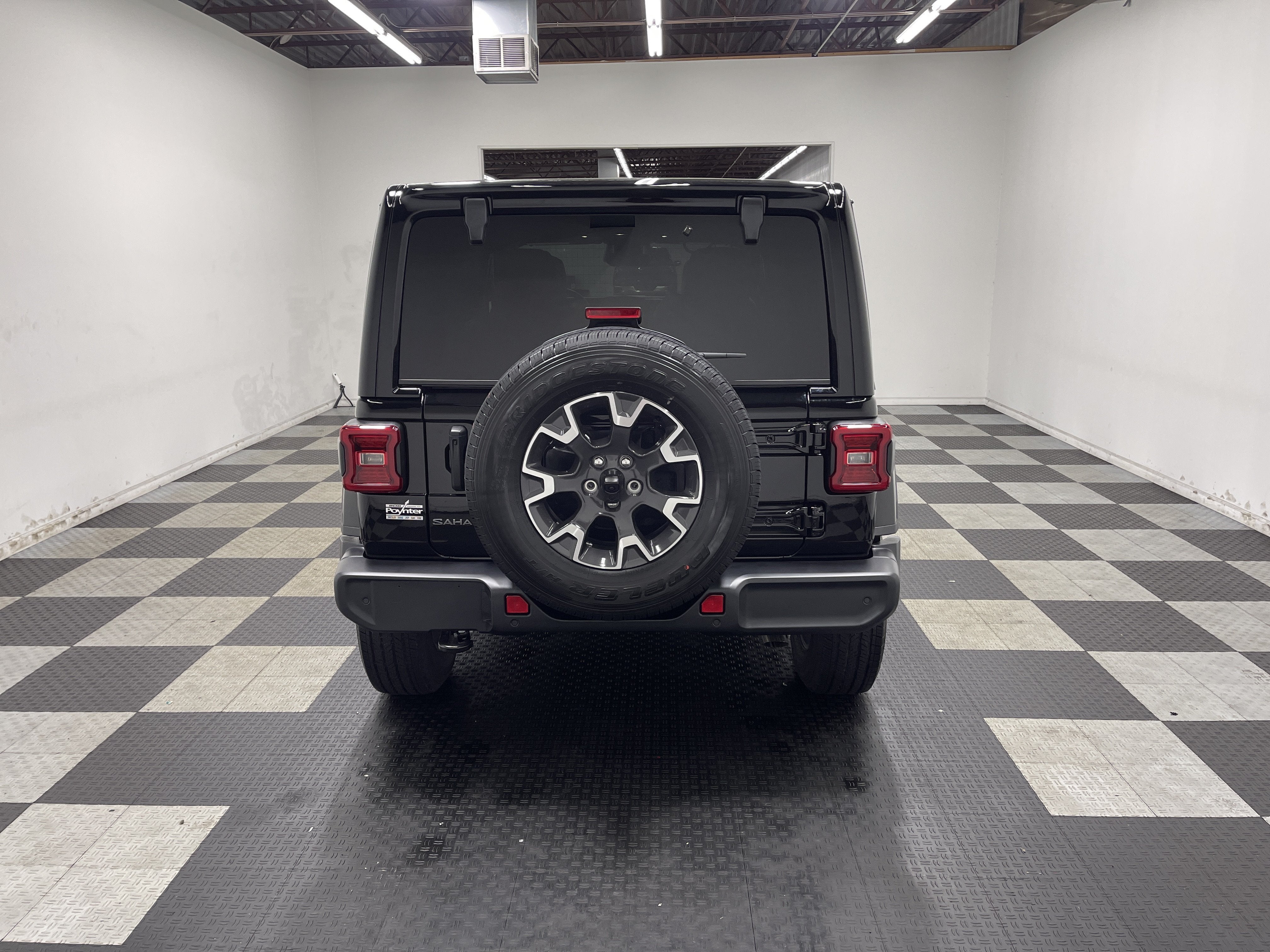 2027 Jeep Wrangler WRANGLER 4-DOOR SAHARA