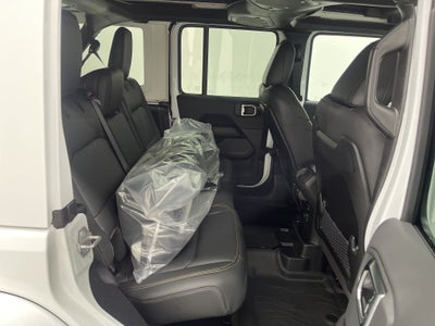 2027 Jeep Wrangler WRANGLER 4-DOOR SAHARA