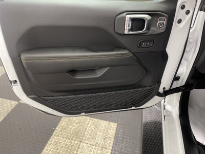 2027 Jeep Wrangler WRANGLER 4-DOOR SAHARA
