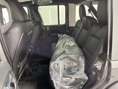 2027 Jeep Wrangler WRANGLER 4-DOOR SAHARA