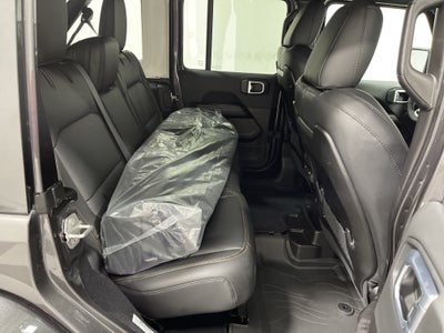 2027 Jeep Wrangler WRANGLER 4-DOOR SAHARA