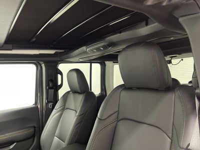 2027 Jeep Wrangler WRANGLER 4-DOOR SAHARA