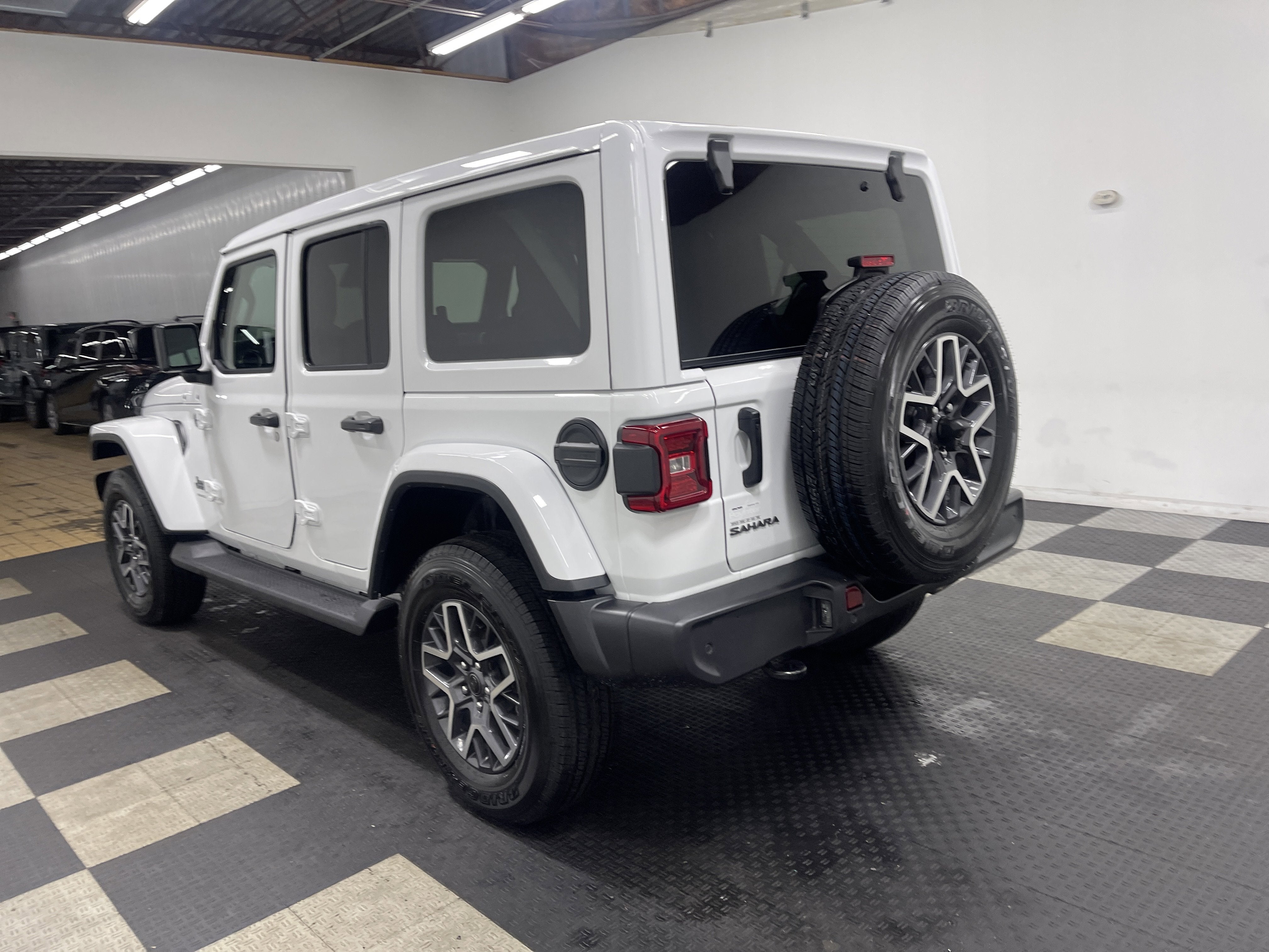 2026 Jeep Wrangler WRANGLER 4-DOOR SAHARA