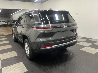 2025 Jeep Grand Cherokee GRAND CHEROKEE LAREDO X 4X4