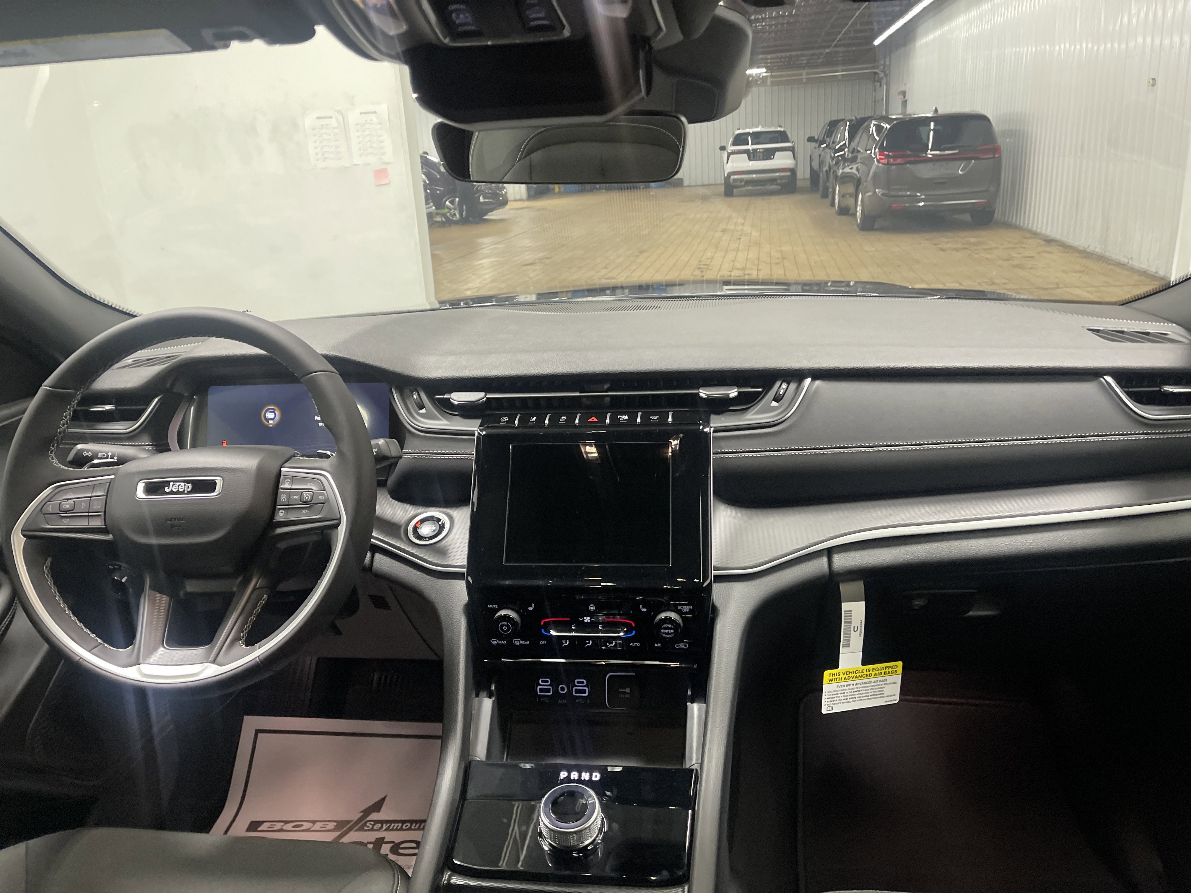 2026 Jeep Grand Cherokee GRAND CHEROKEE LAREDO X 4X4