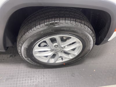 2026 Jeep Grand Cherokee GRAND CHEROKEE LAREDO X 4X4