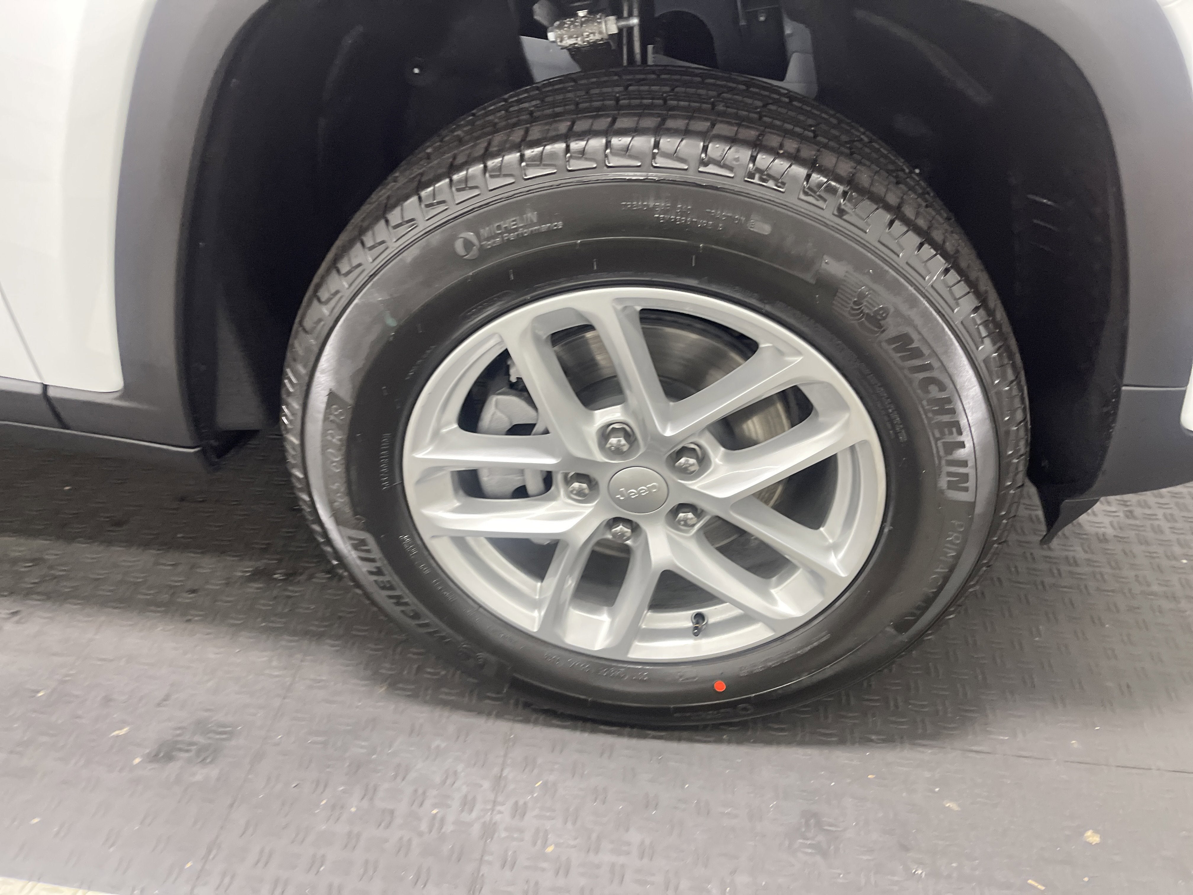 2026 Jeep Grand Cherokee GRAND CHEROKEE LAREDO X 4X4