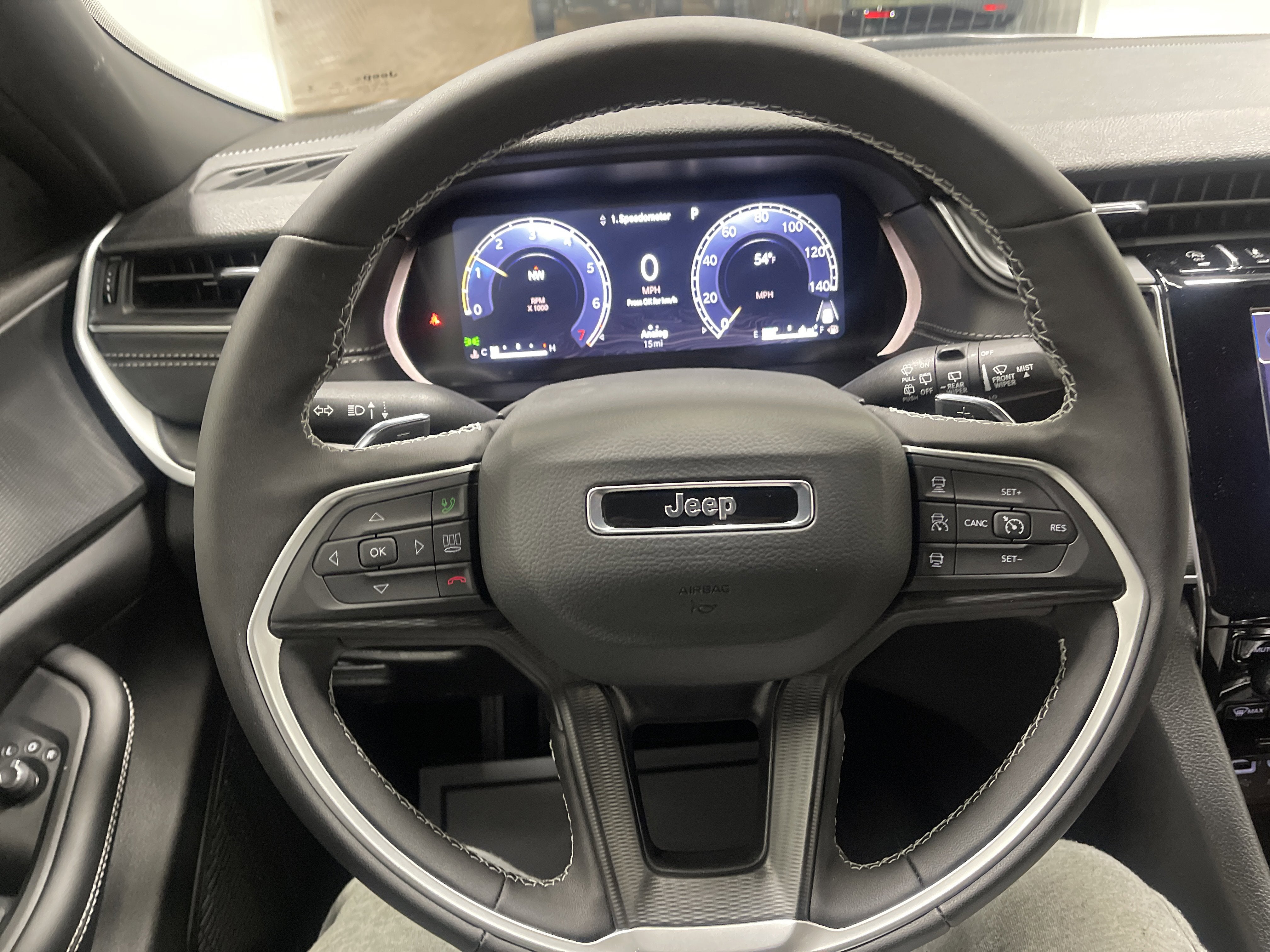 2026 Jeep Grand Cherokee GRAND CHEROKEE LAREDO X 4X4