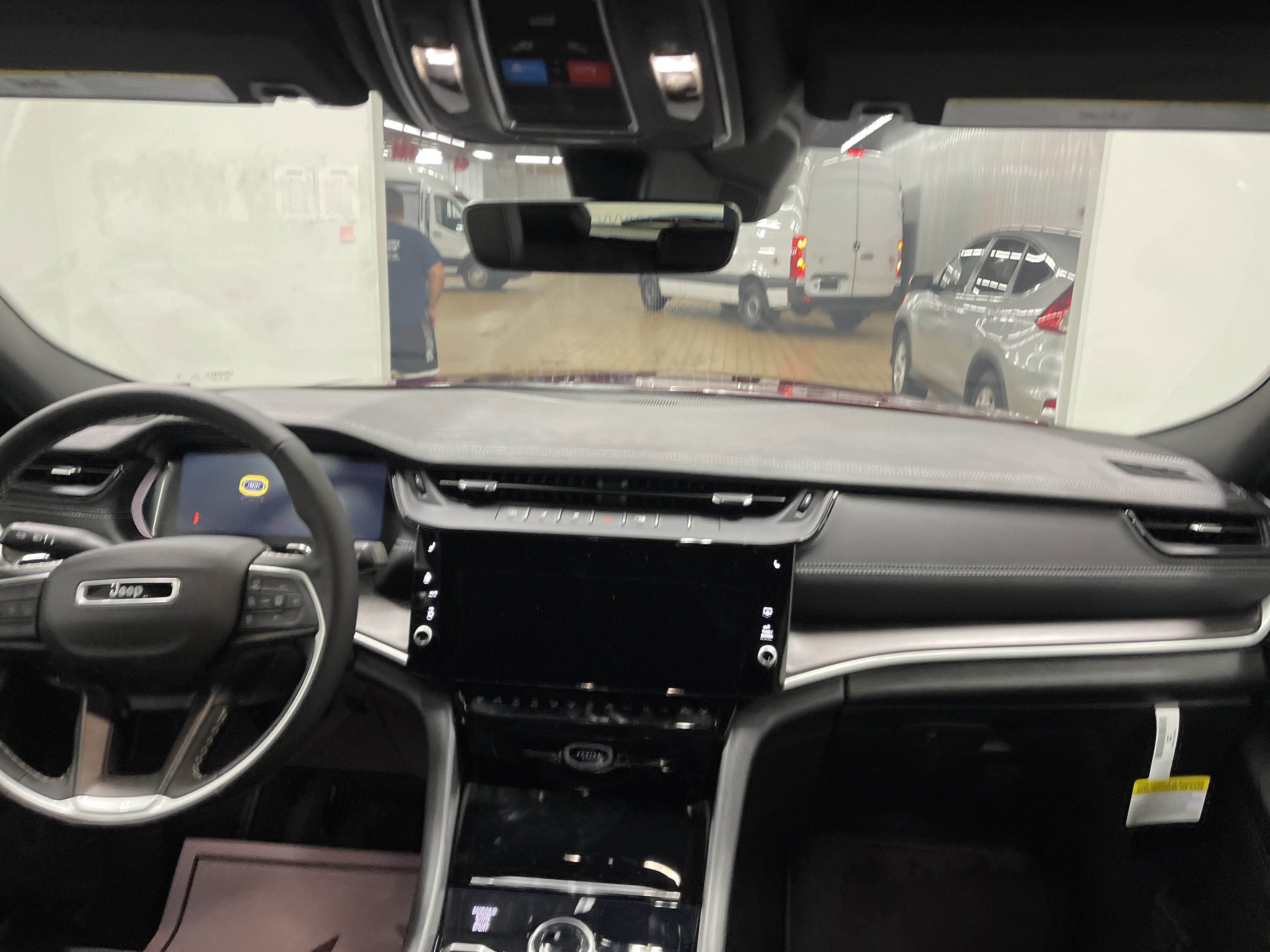 2026 Jeep Grand Cherokee GRAND CHEROKEE LAREDO ALTITUDE 4X4