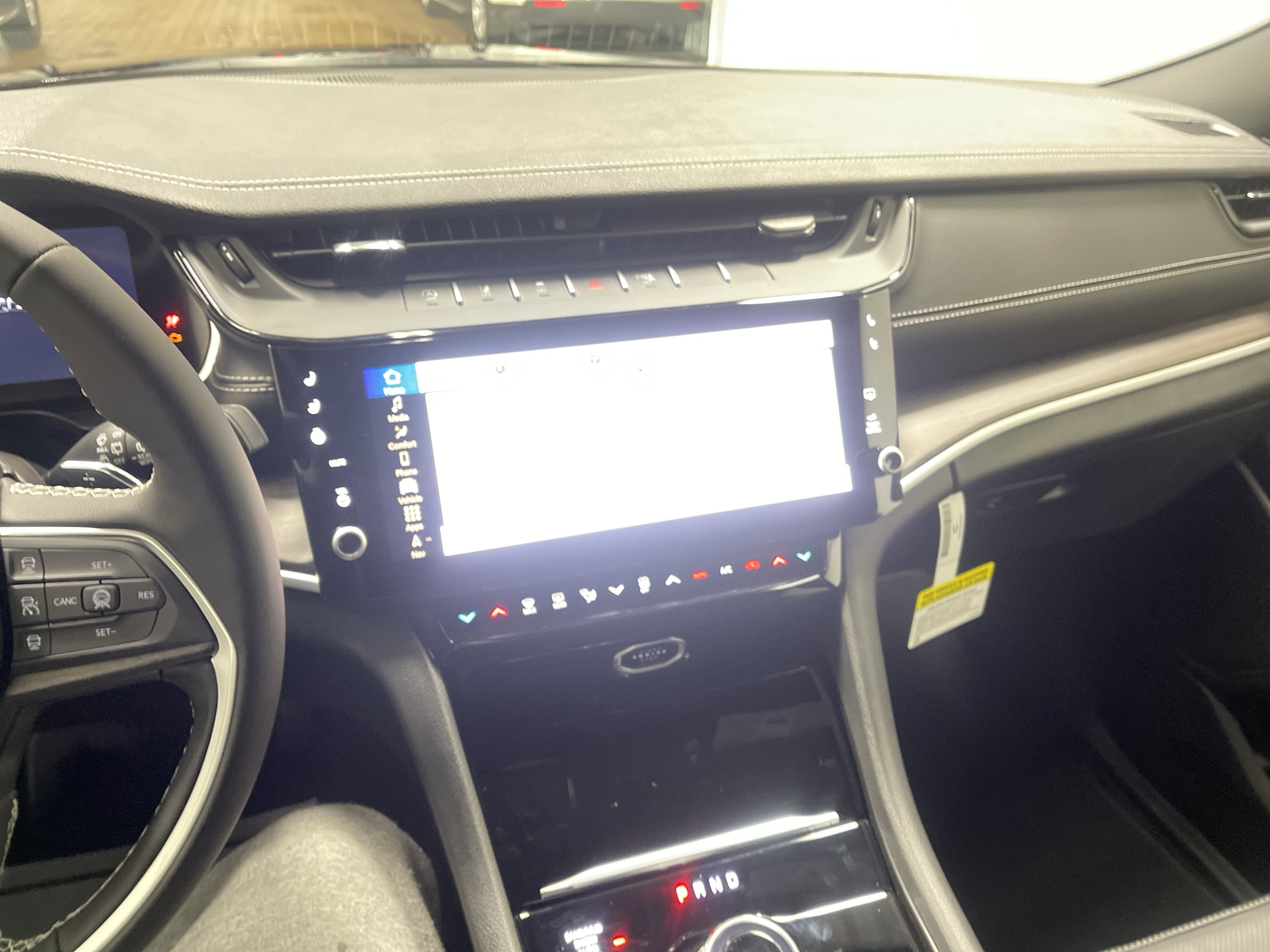 2026 Jeep Grand Cherokee GRAND CHEROKEE LIMITED RESERVE 4X4