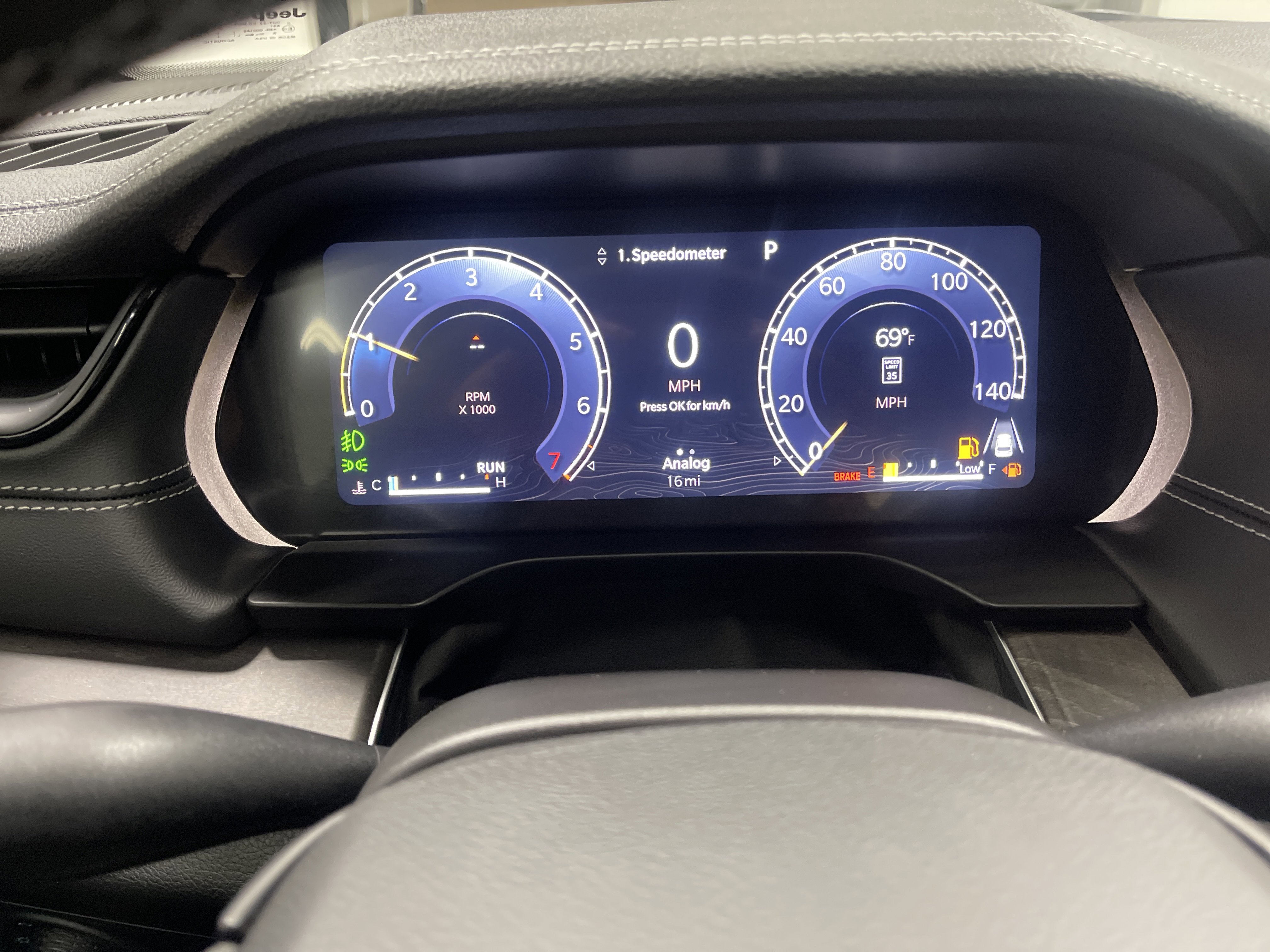 2026 Jeep Grand Cherokee GRAND CHEROKEE LIMITED RESERVE 4X4