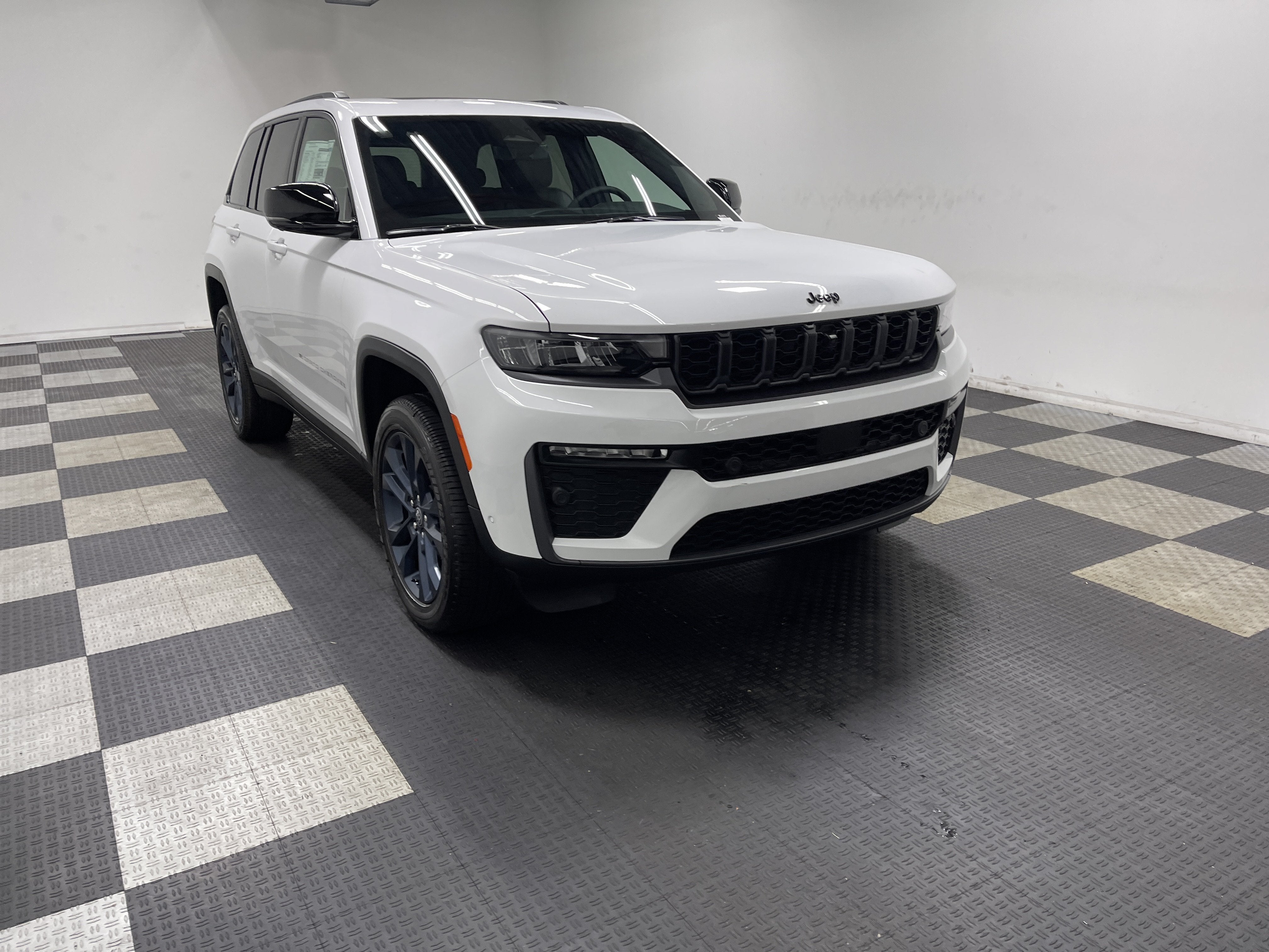2026 Jeep Grand Cherokee GRAND CHEROKEE 85TH ANNIVERSARY EDITION 4X4