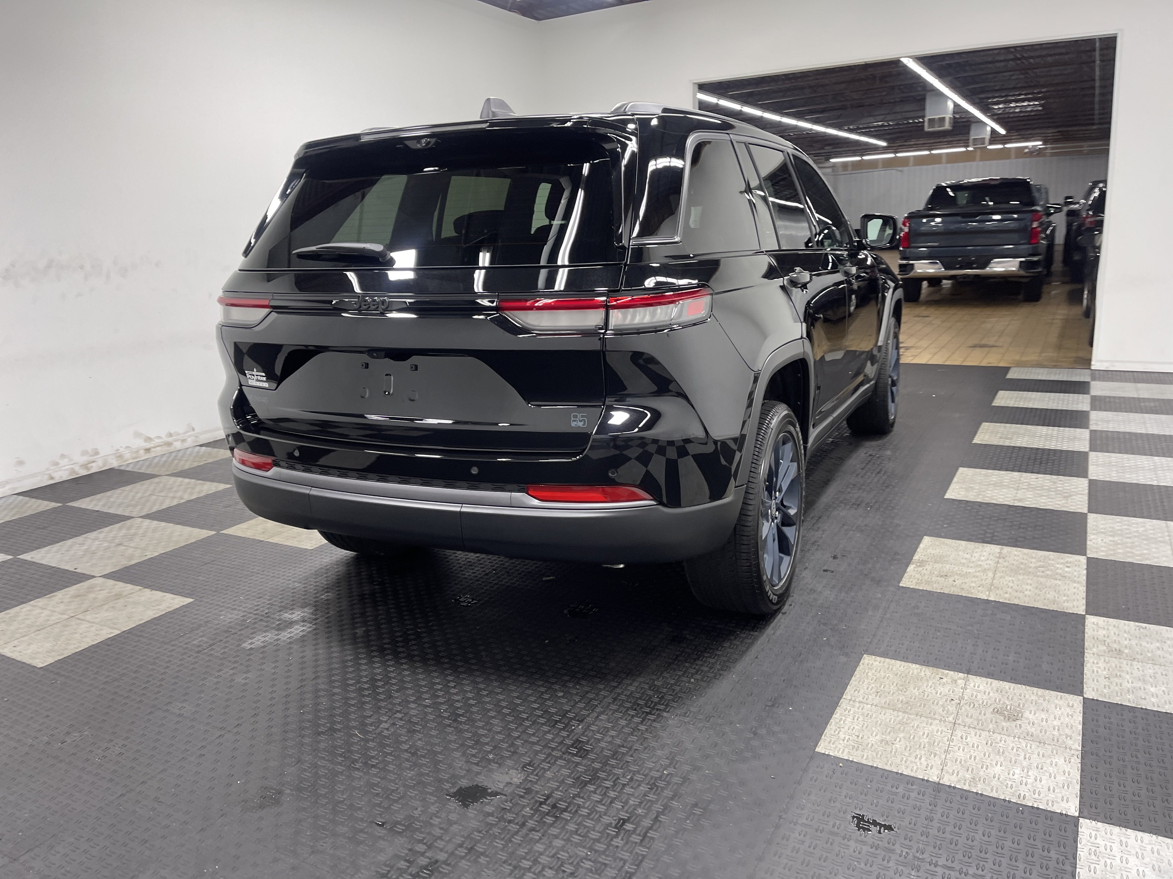 2026 Jeep Grand Cherokee GRAND CHEROKEE 85TH ANNIVERSARY EDITION 4X4