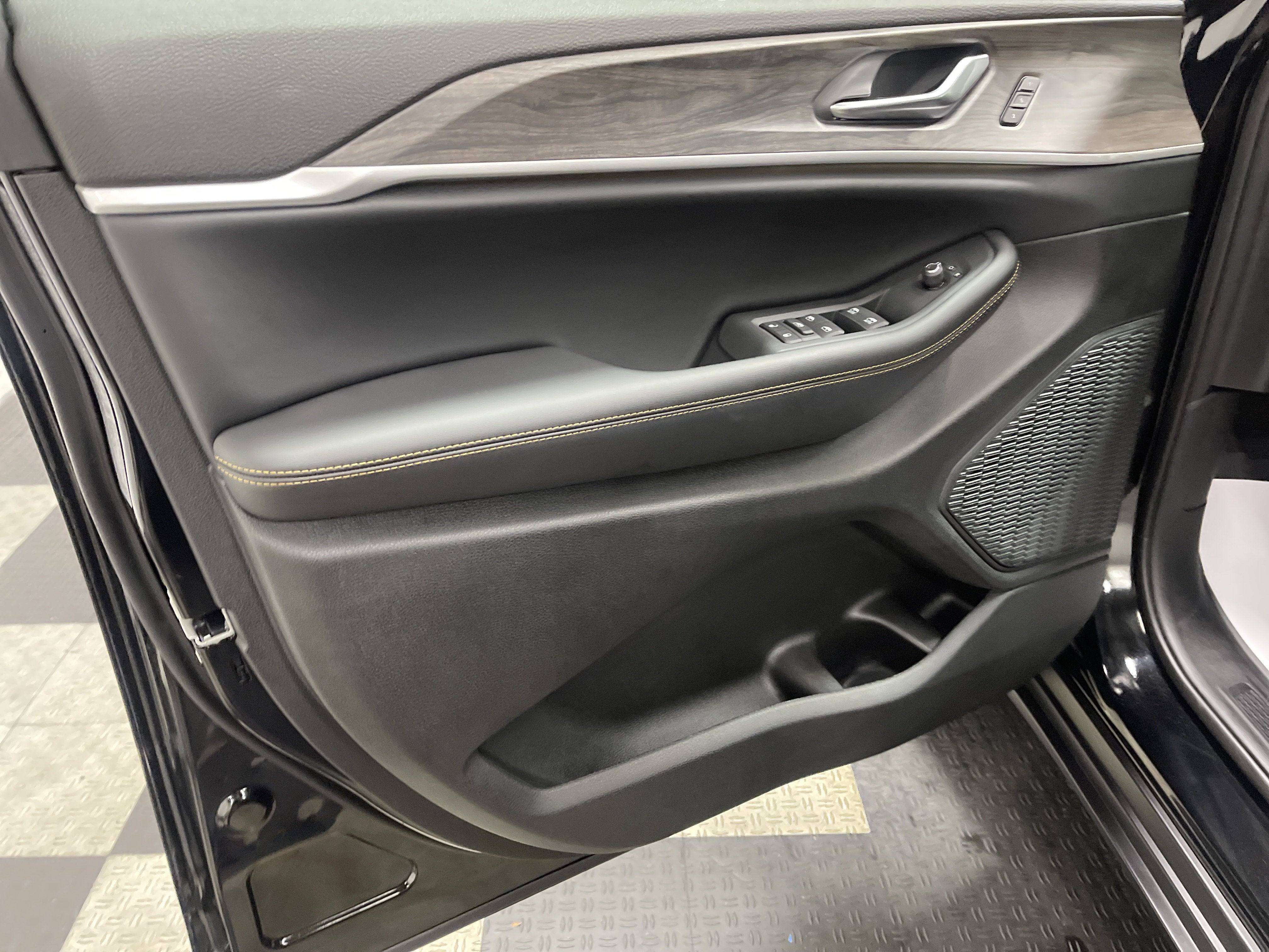 2026 Jeep Grand Cherokee GRAND CHEROKEE 85TH ANNIVERSARY EDITION 4X4