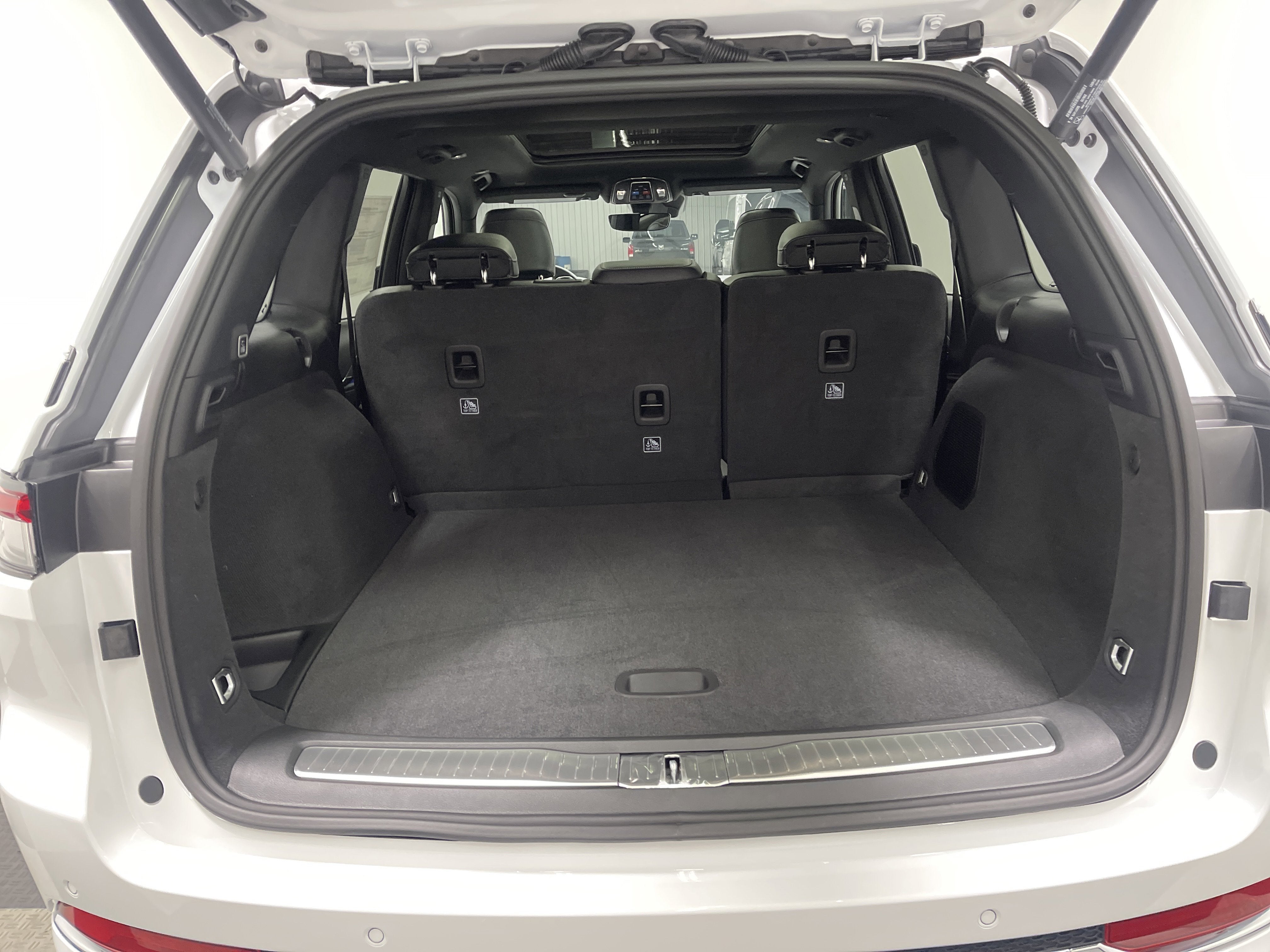 2025 Jeep Grand Cherokee GRAND CHEROKEE OVERLAND 4X4