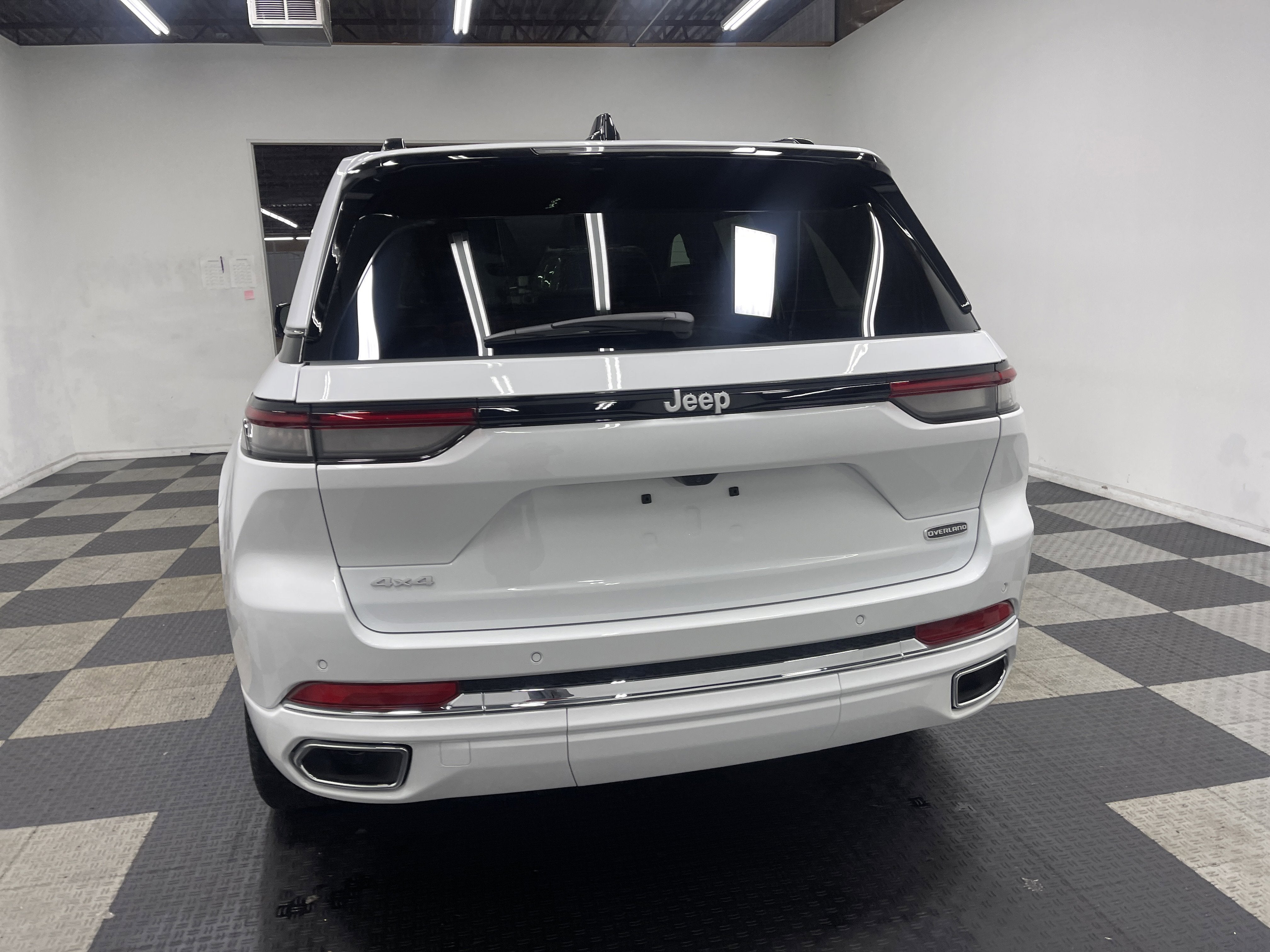 2025 Jeep Grand Cherokee GRAND CHEROKEE OVERLAND 4X4