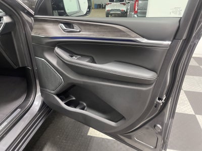 2025 Jeep Grand Cherokee GRAND CHEROKEE OVERLAND 4X4