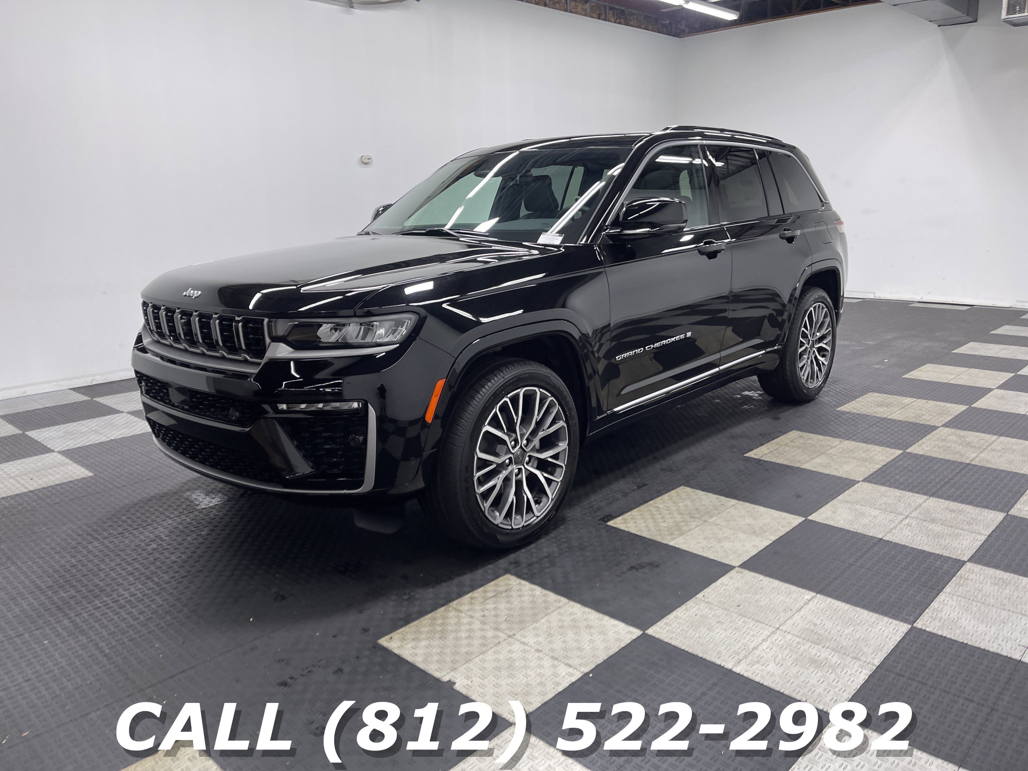 2026 Jeep Grand Cherokee GRAND CHEROKEE SUMMIT 4X4