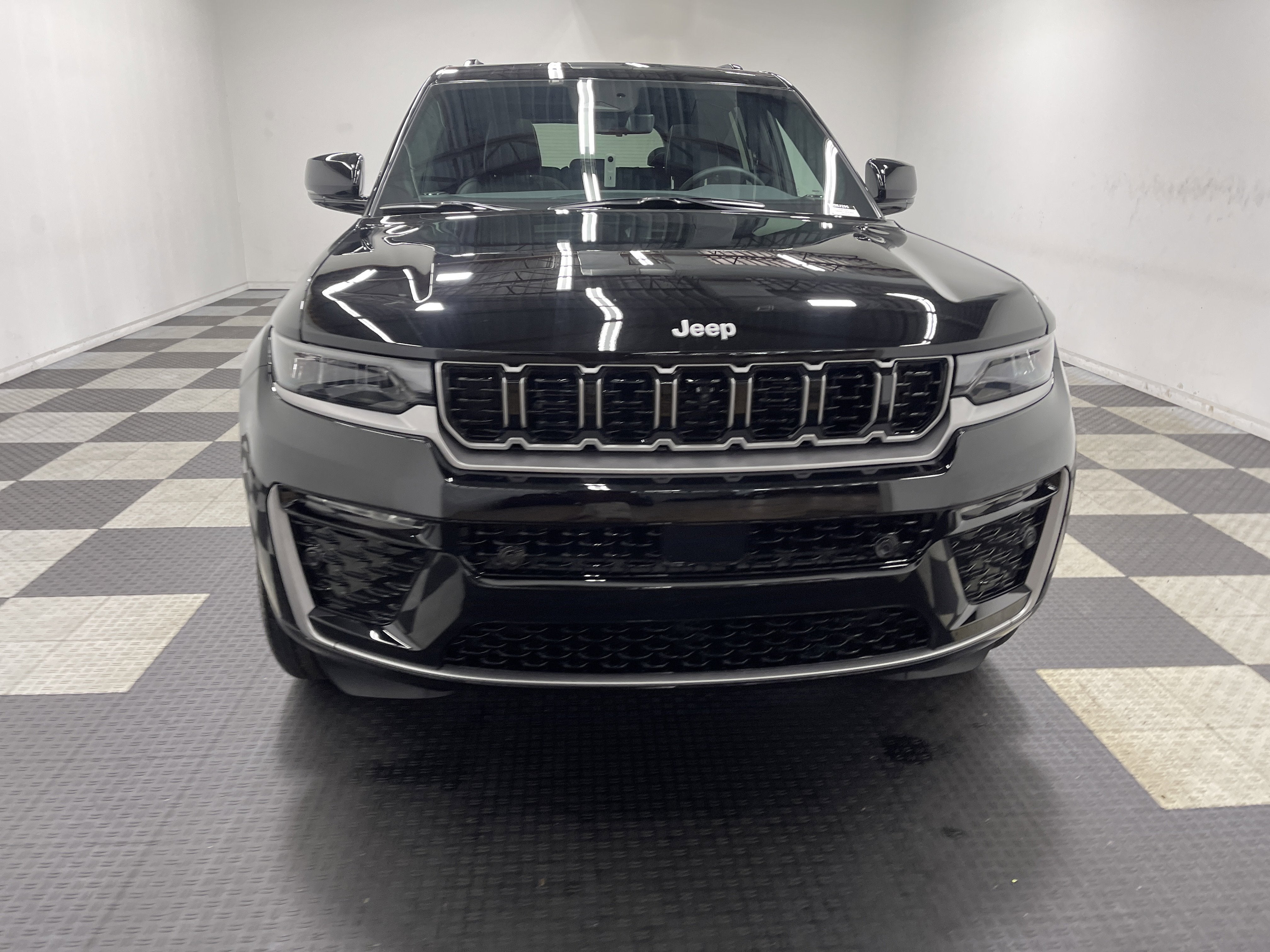 2026 Jeep Grand Cherokee GRAND CHEROKEE SUMMIT 4X4