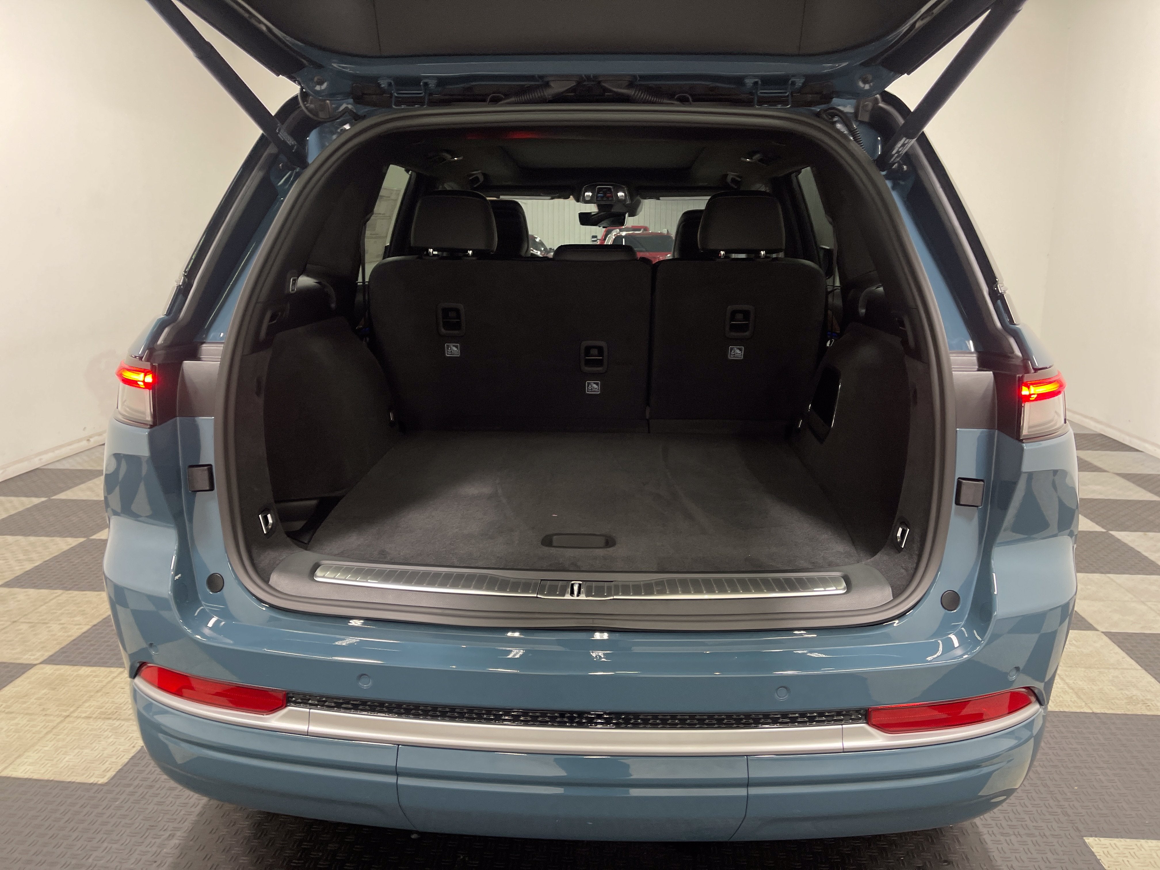 2026 Jeep Grand Cherokee GRAND CHEROKEE SUMMIT 4X4