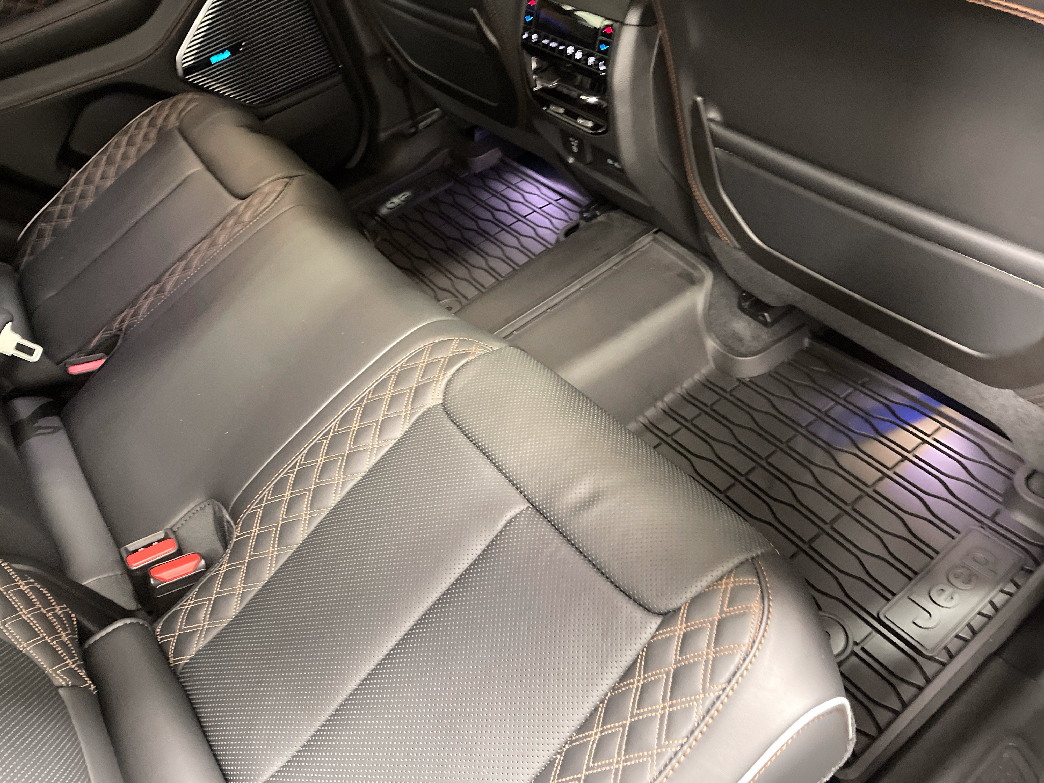 2026 Jeep Grand Cherokee GRAND CHEROKEE SUMMIT 4X4