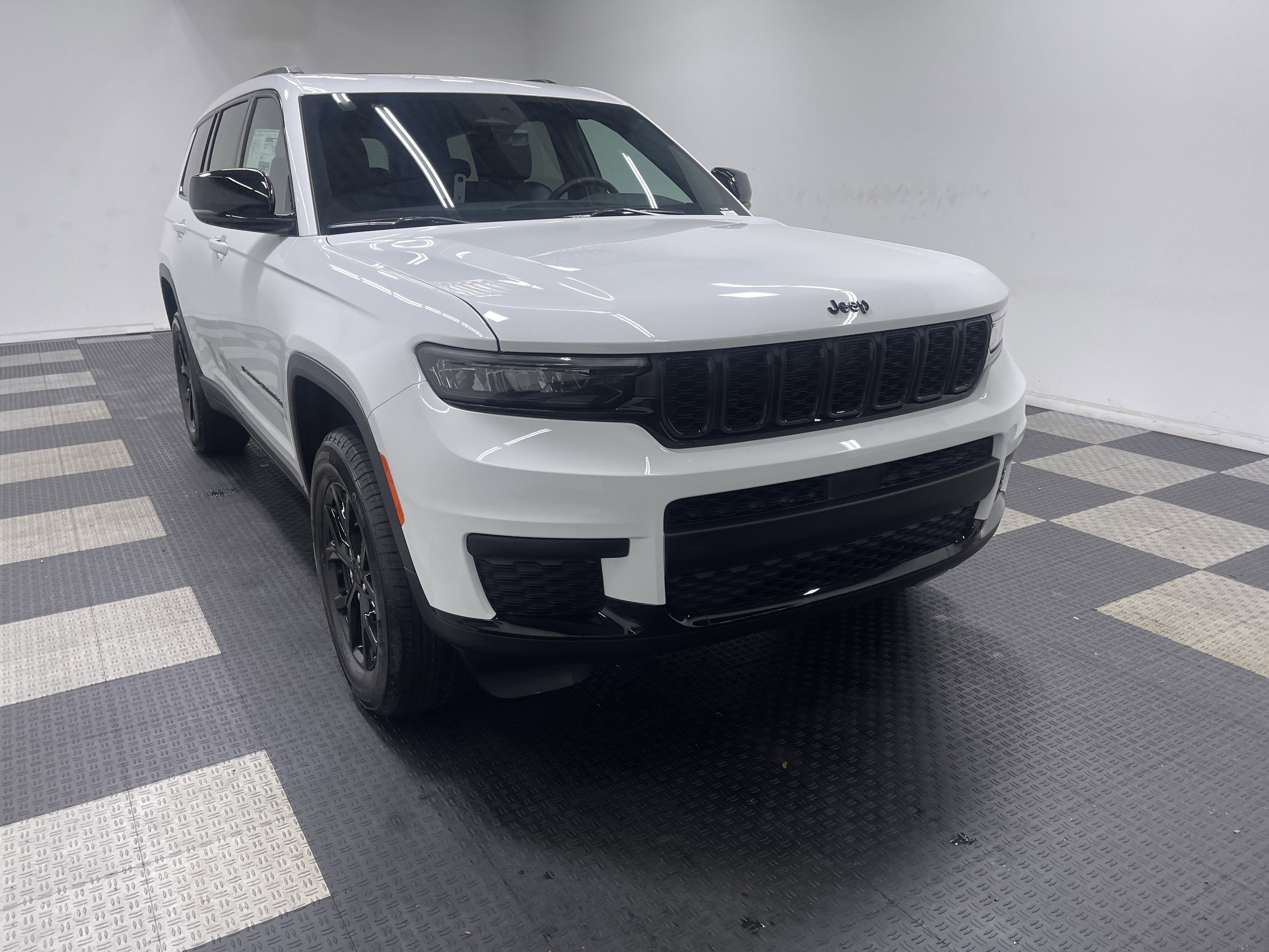 2025 Jeep Grand Cherokee GRAND CHEROKEE L ALTITUDE X 4X4