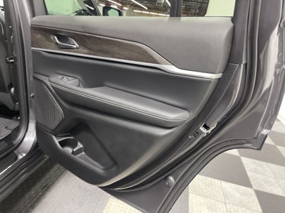 2026 Jeep Grand Cherokee GRAND CHEROKEE L LAREDO ALTITUDE 4X4