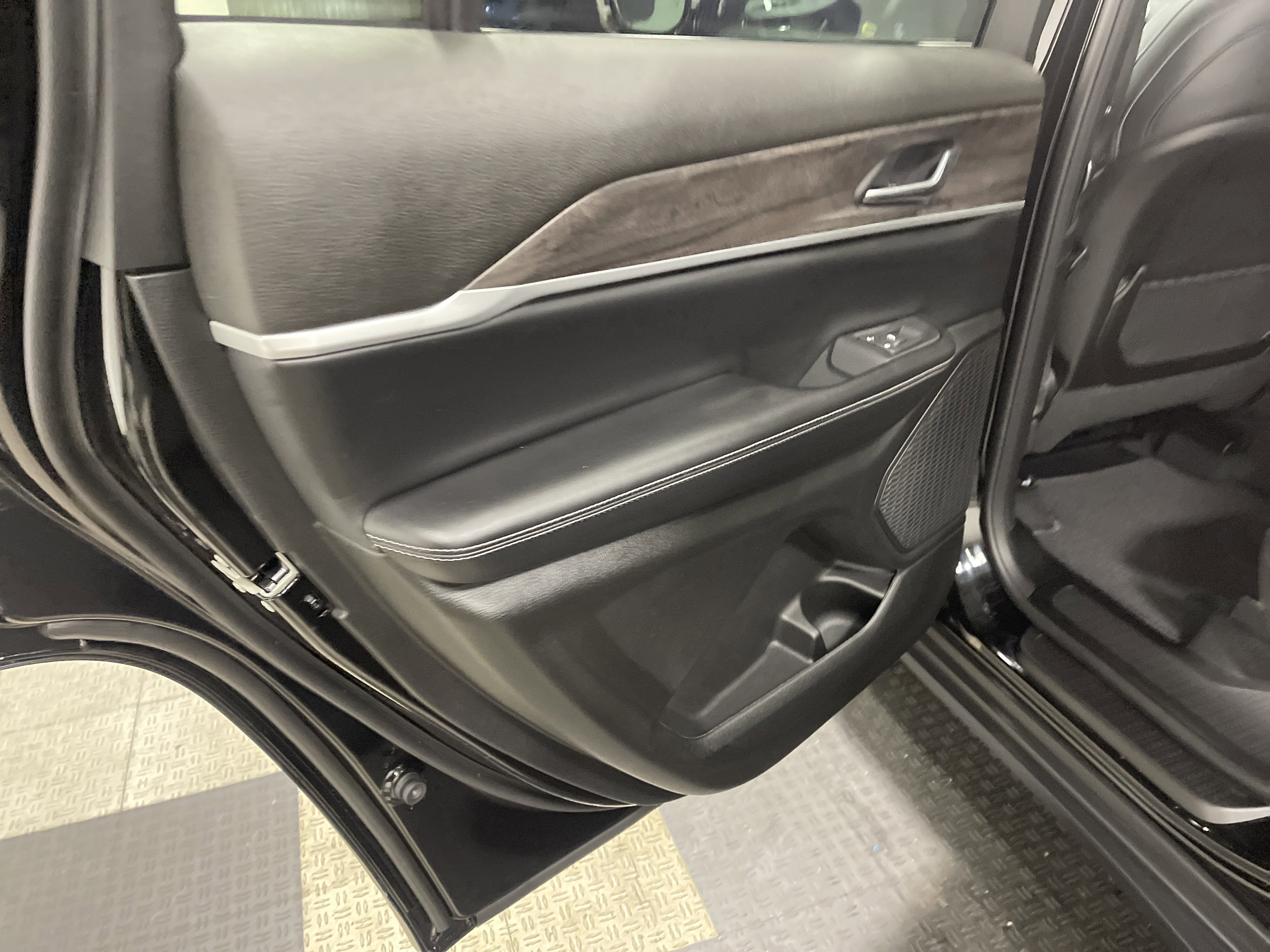 2026 Jeep Grand Cherokee GRAND CHEROKEE L LAREDO ALTITUDE 4X4