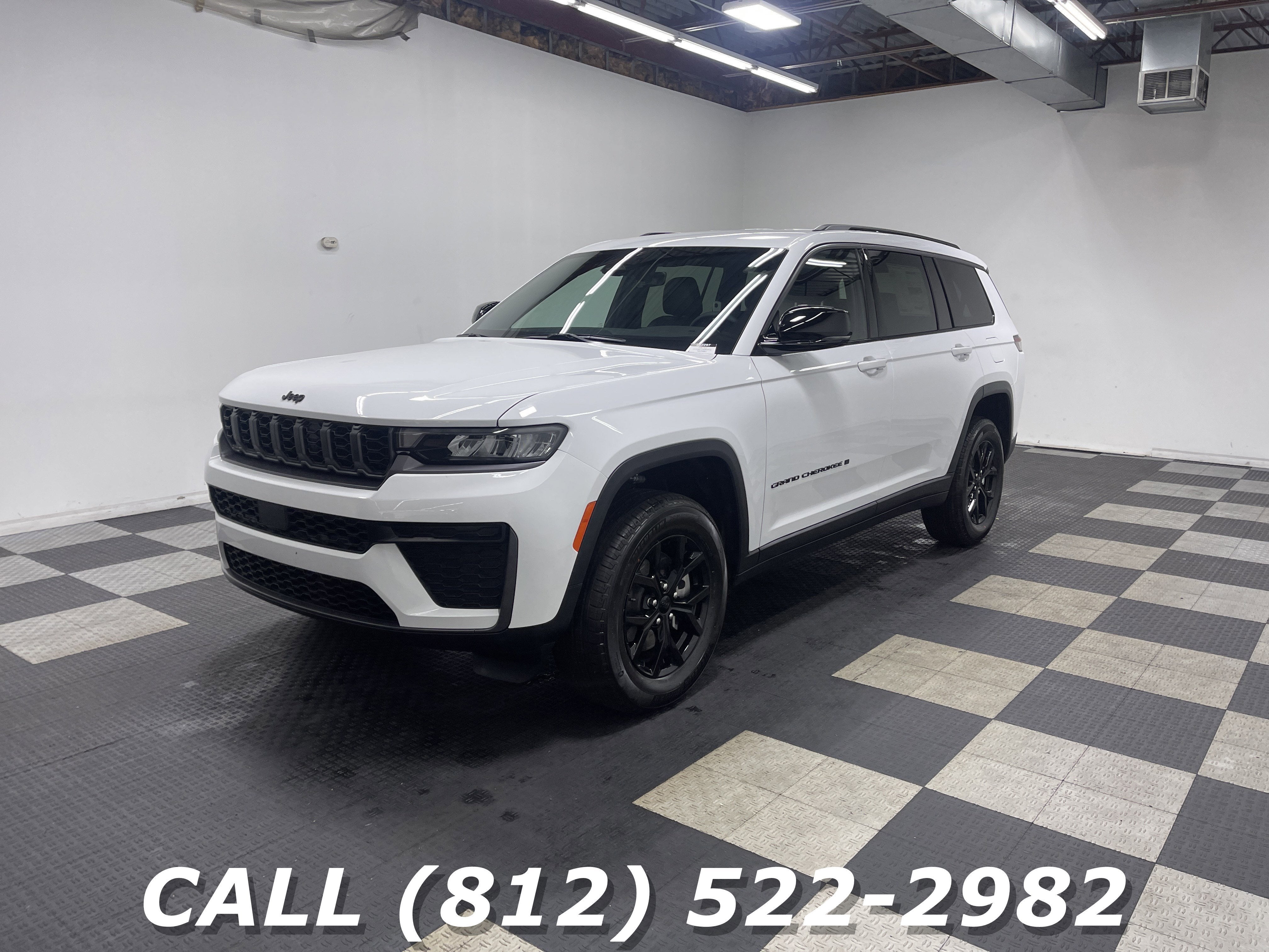 2026 Jeep Grand Cherokee GRAND CHEROKEE L LAREDO ALTITUDE 4X4