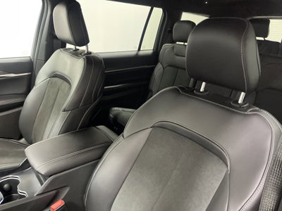 2026 Jeep Grand Cherokee GRAND CHEROKEE L LAREDO ALTITUDE 4X4